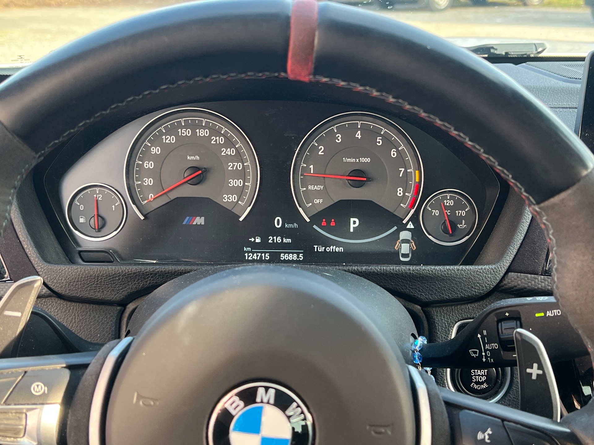 BMW M4 Competition-image-8