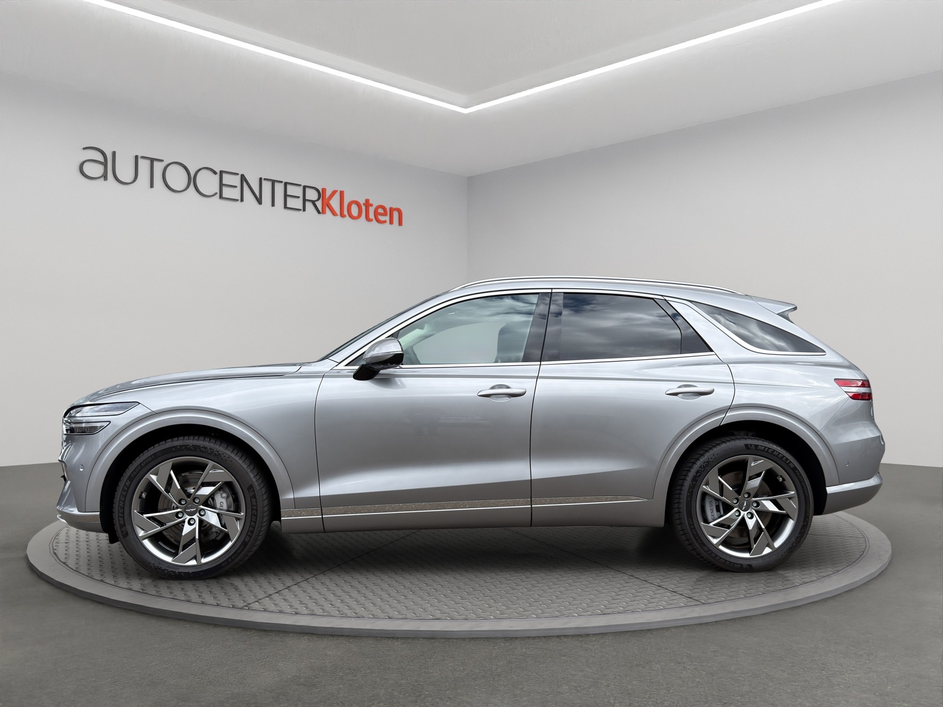 GENESIS GV70 Dual Motor Sport AWD-image-2