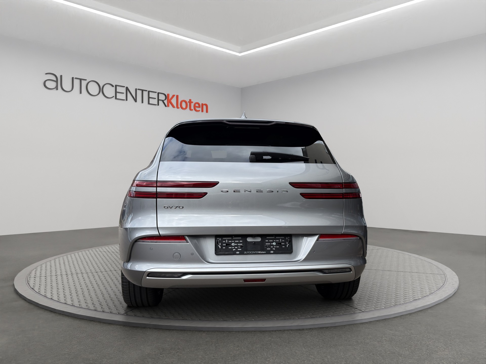 GENESIS GV70 Dual Motor Sport AWD-image-4