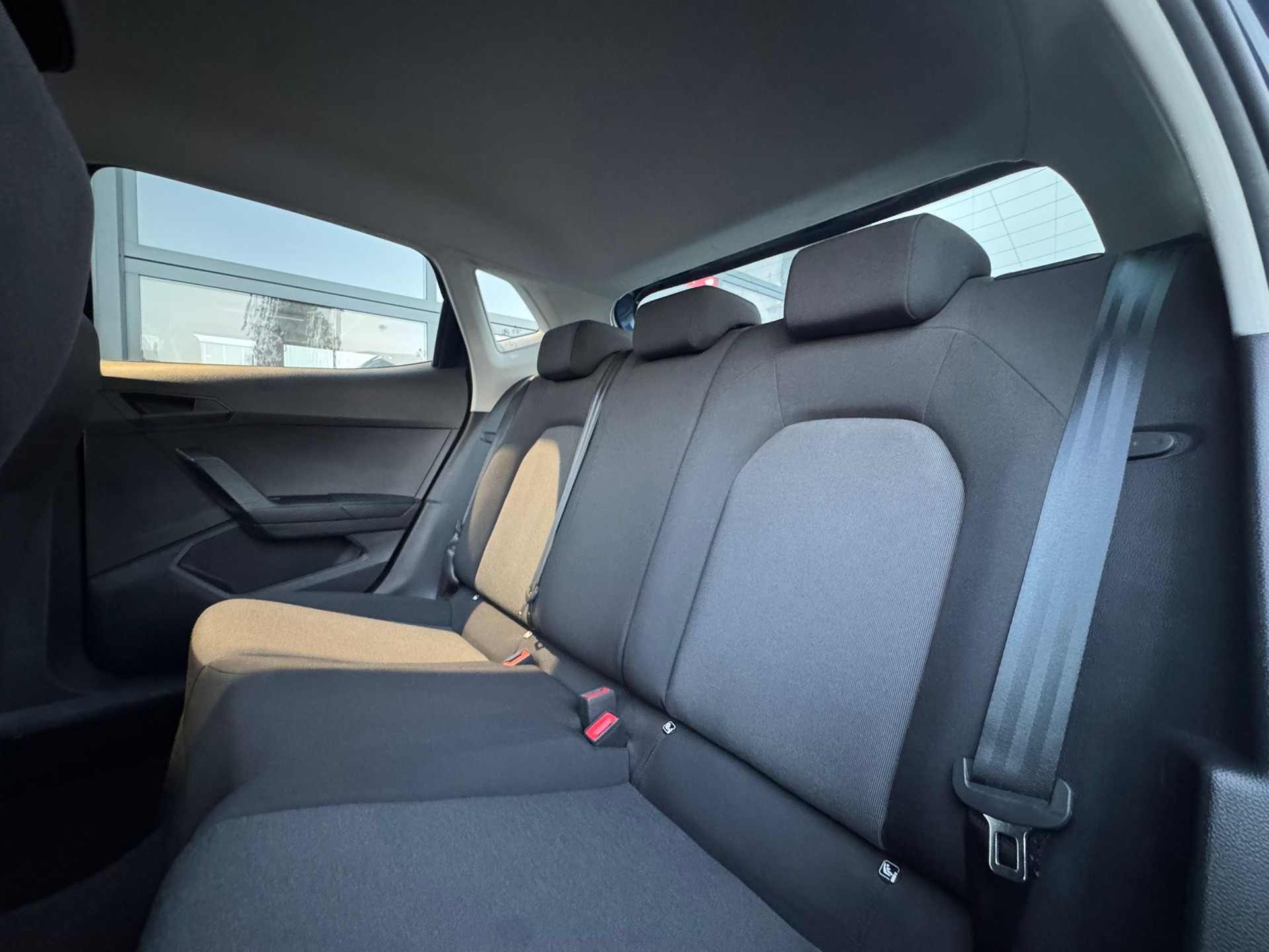 SEAT Ibiza 1.0 EcoTSI Reference-image-9