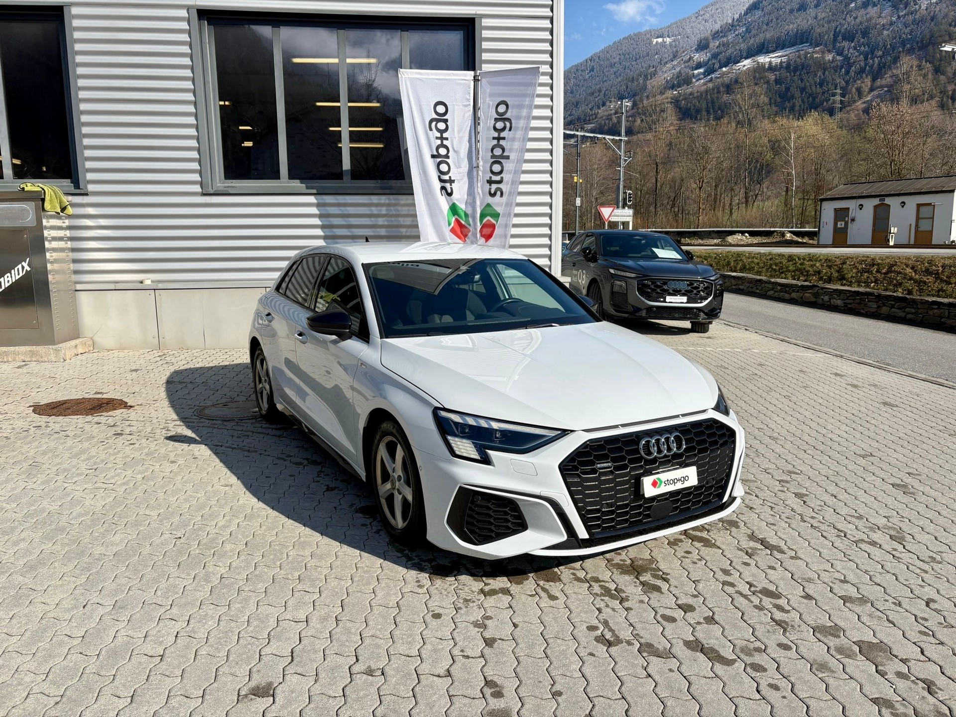 AUDI A3 Sportback 40 TDI S line S-tronic quattro-image-0