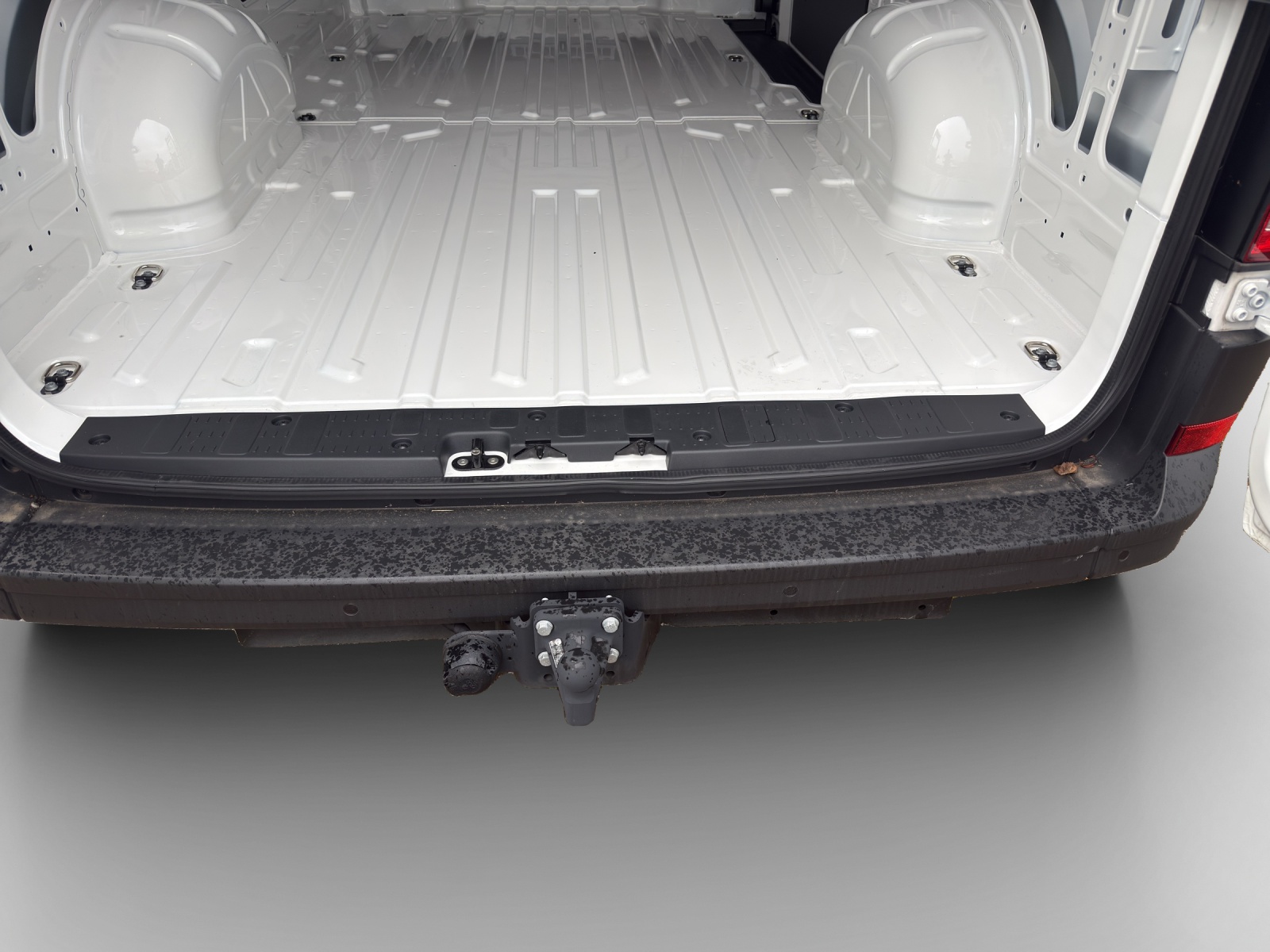 VW Crafter 35 2.0 BiTDI Entry L3 A-image-10