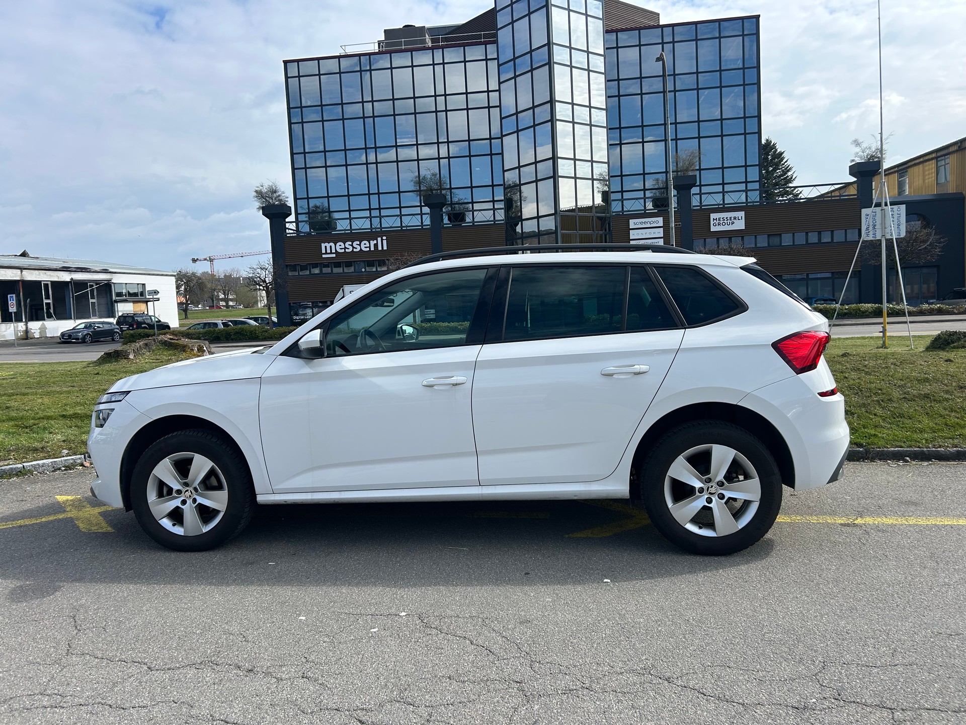 SKODA Kamiq 1.5 TSI Tour DSG-image-8