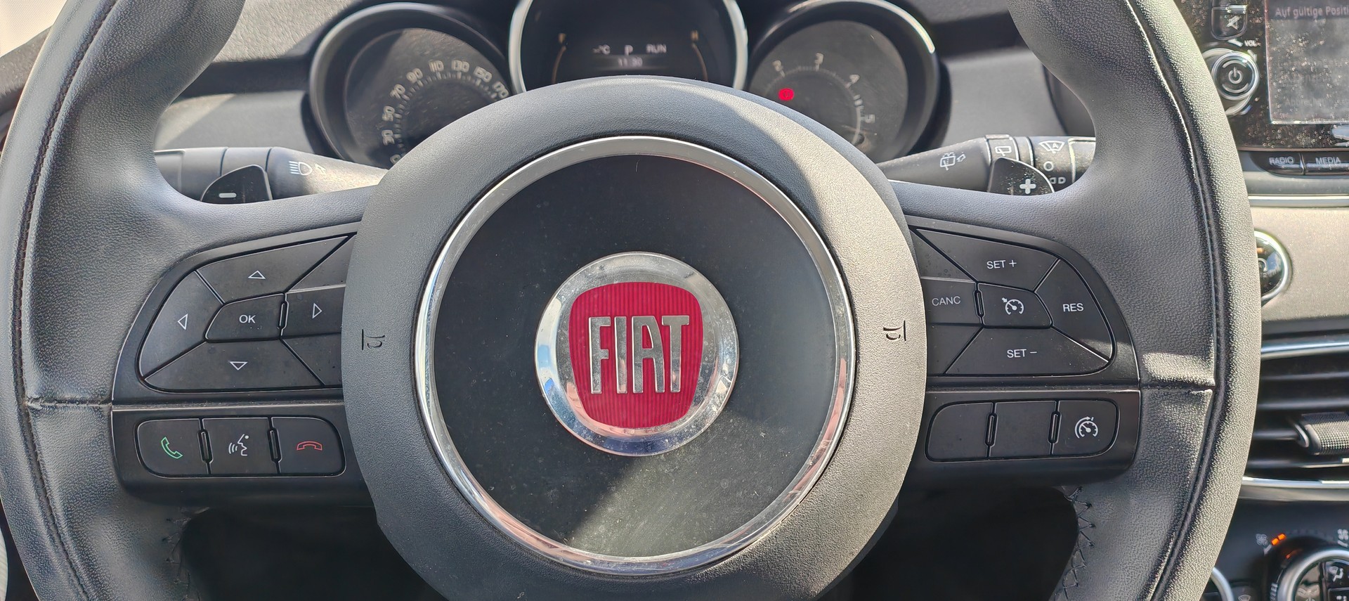 FIAT 500X 2.0 MJ Cross Plus 4x4 Automatic-image-6