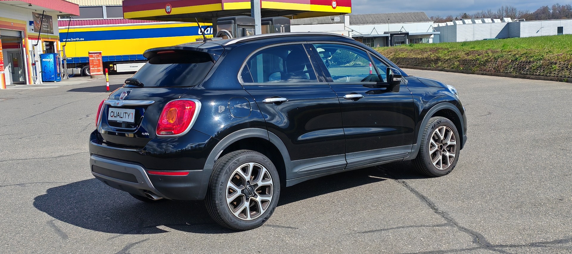 FIAT 500X 2.0 MJ Cross Plus 4x4 Automatic-image-2