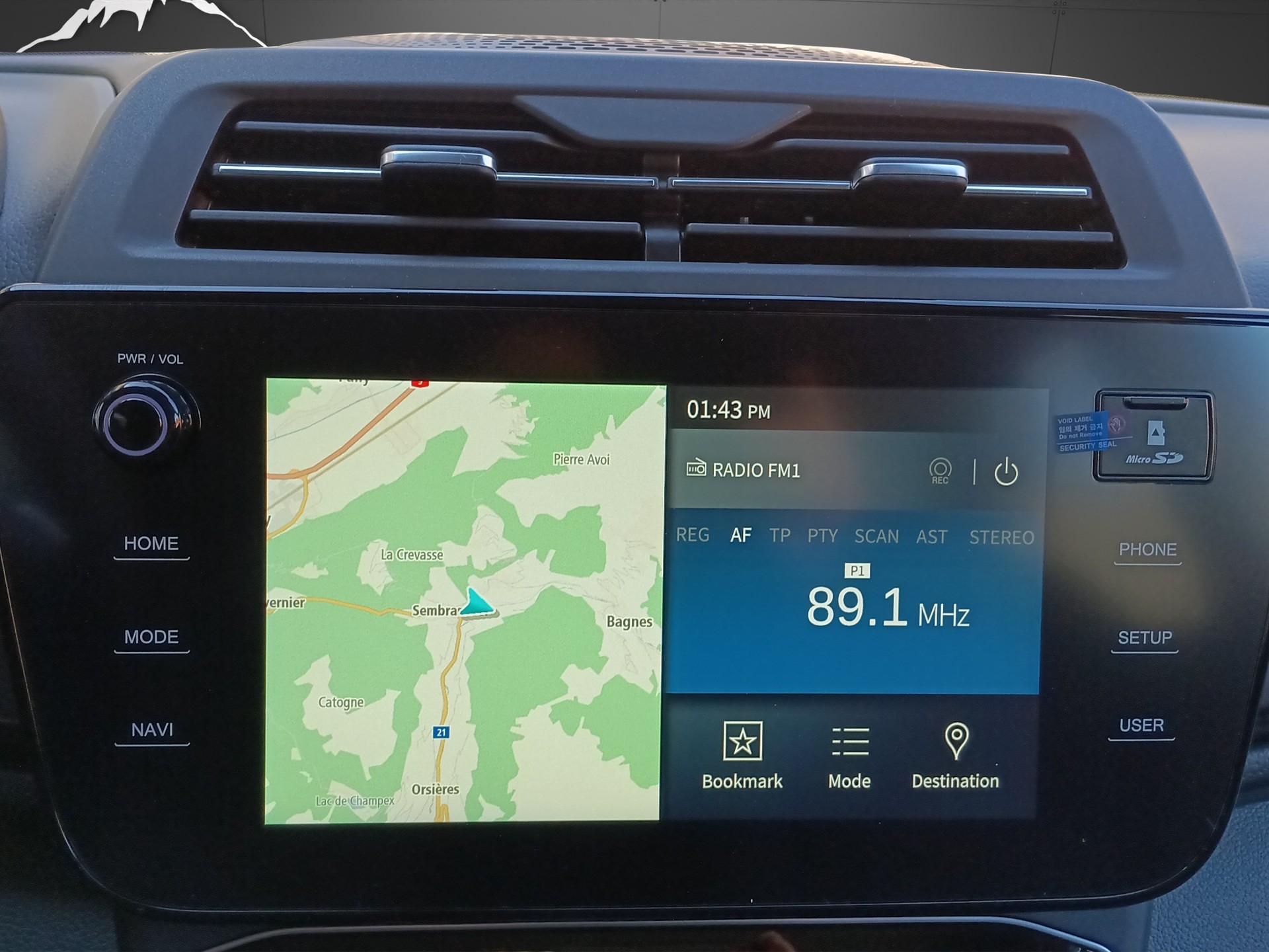 KGM-SsangYong Tivoli 1.5 T GDI Steel 4WD Automat-image-14