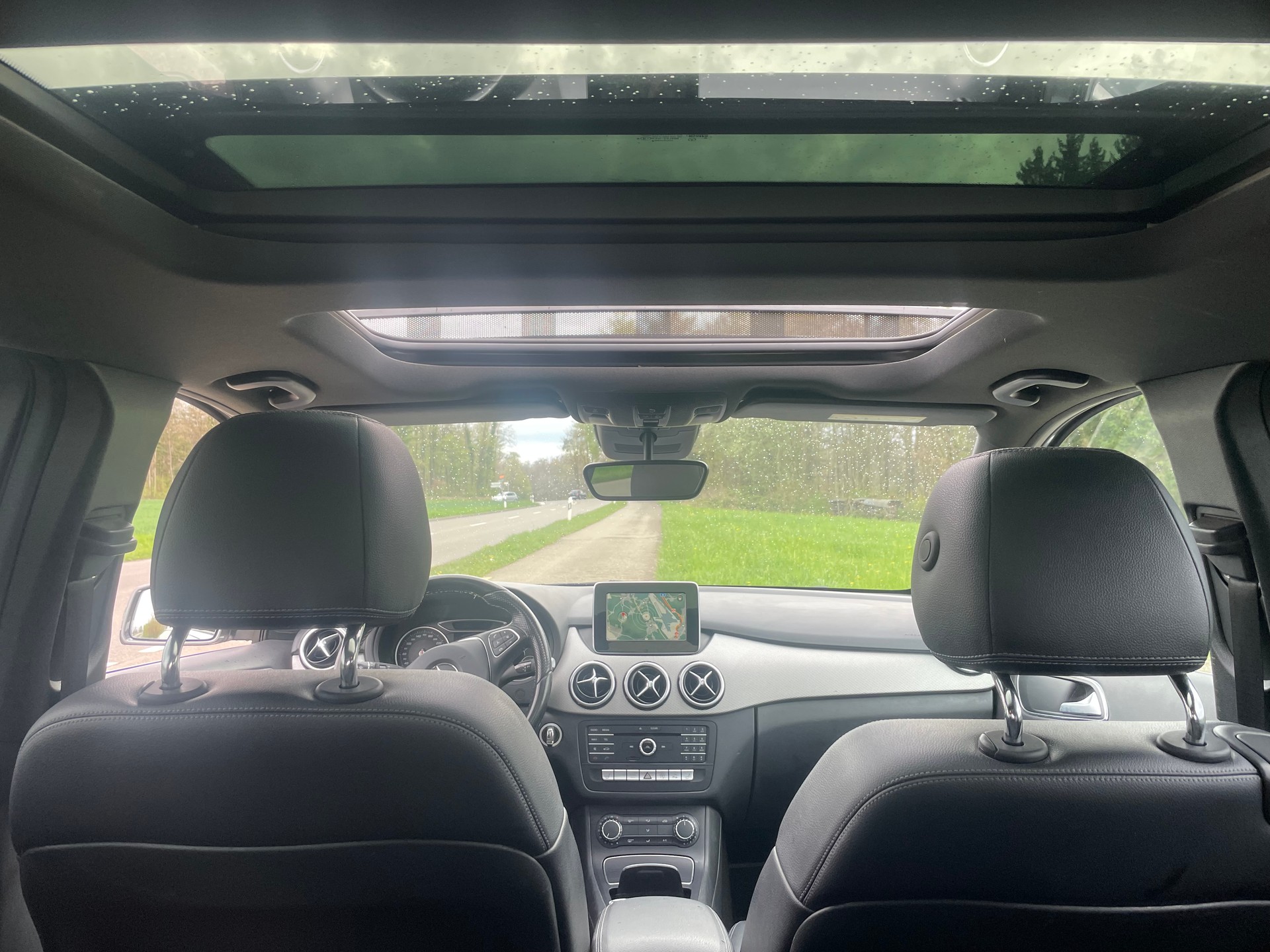 MERCEDES-BENZ B 200 CDI Style 4Matic 7G-DCT-image-6