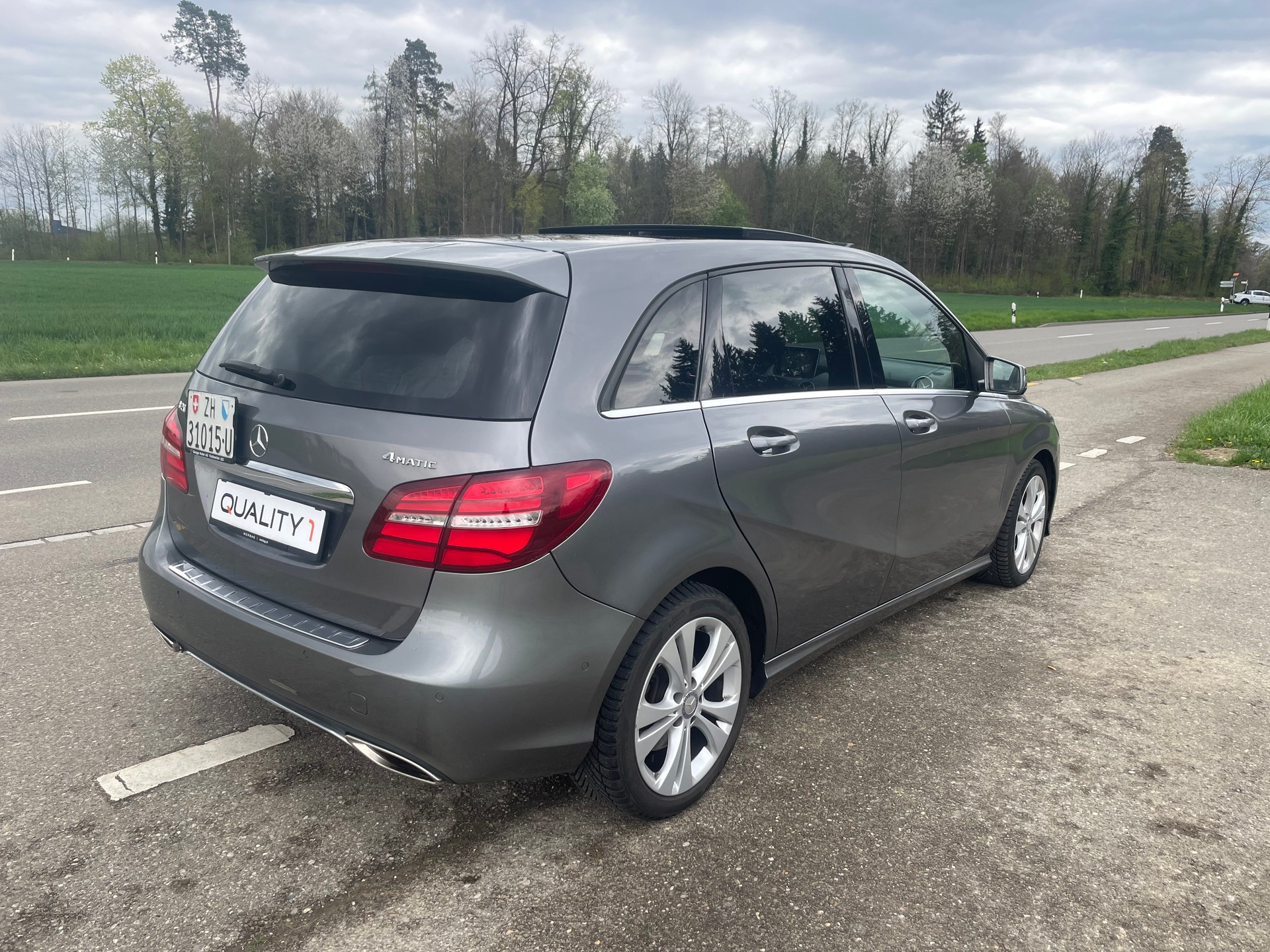 MERCEDES-BENZ B 200 CDI Style 4Matic 7G-DCT-image-3