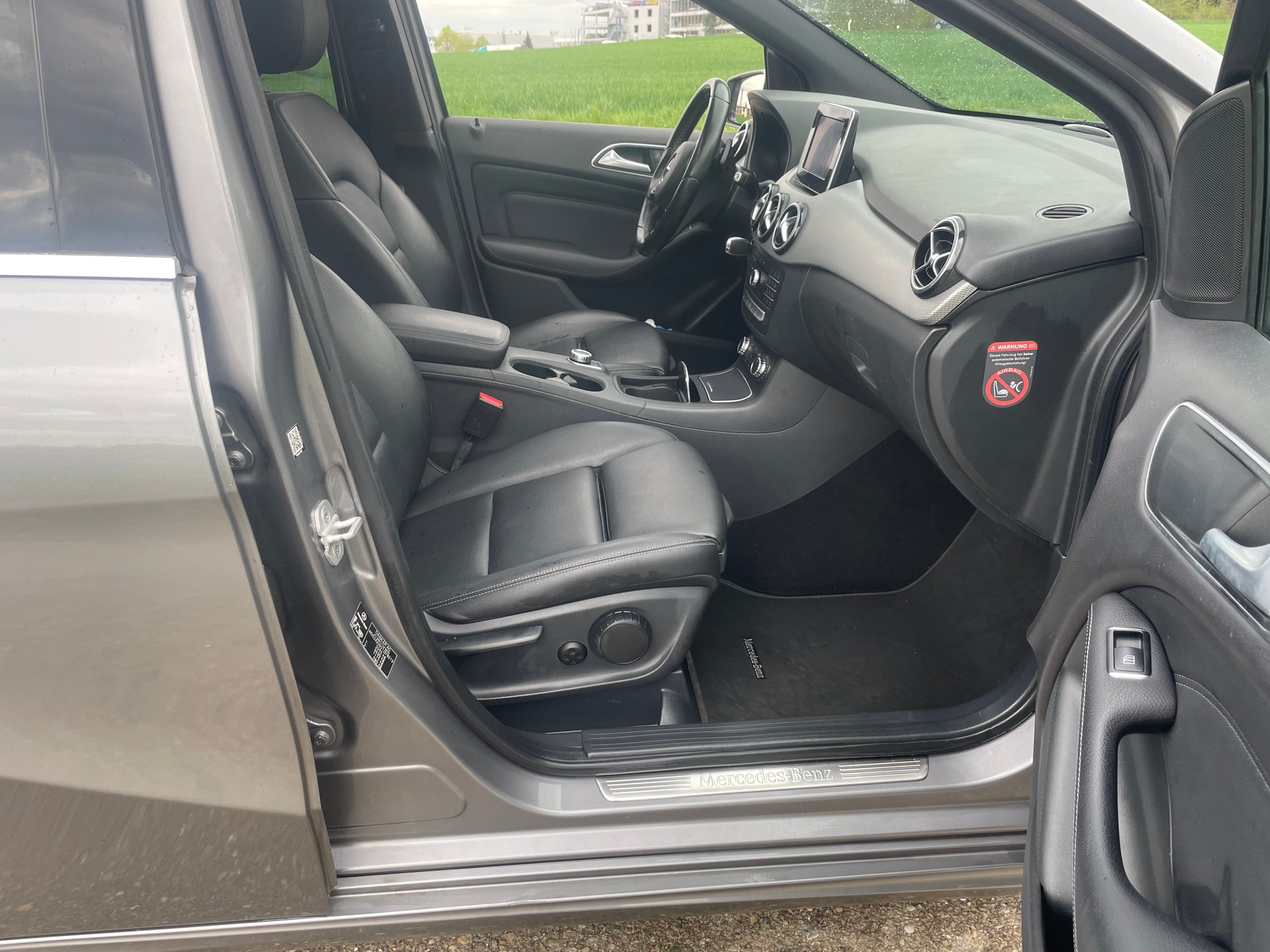 MERCEDES-BENZ B 200 CDI Style 4Matic 7G-DCT-image-8