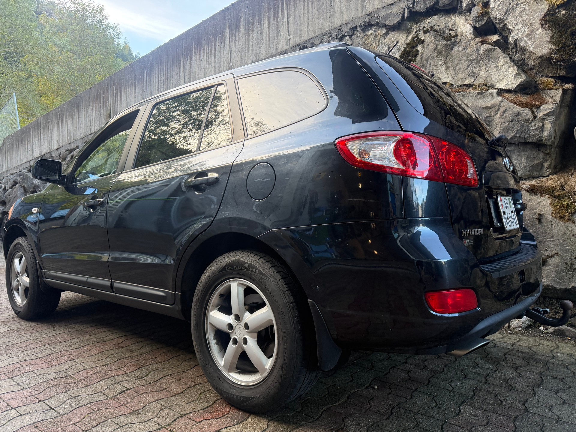 HYUNDAI Santa Fe 2.2 CRDi Style 4WD Automatic-image-2