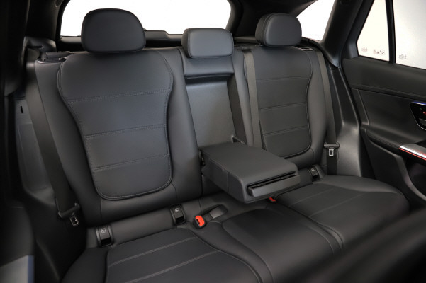 MERCEDES-BENZ GLC 200 4Matic 9G-Tronic-image-10