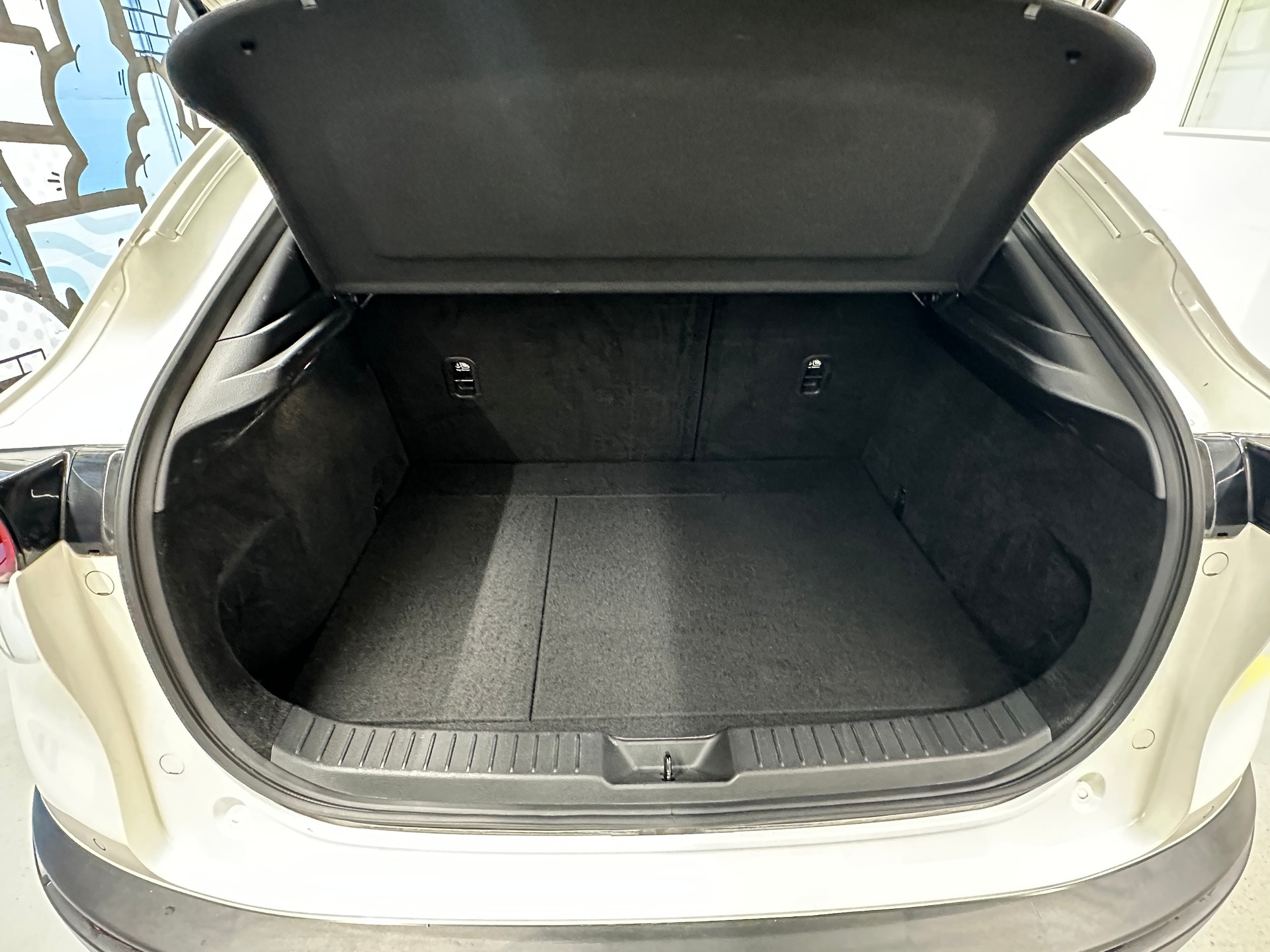 MAZDA CX-30 SKYACTIV-G 150 M Hybrid AWD Ambition Plus Automat-image-5