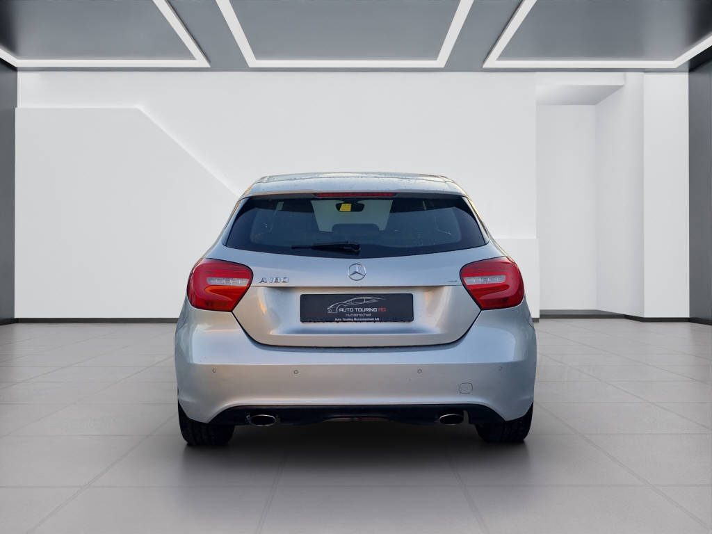 MERCEDES-BENZ A 180 Urban-image-3
