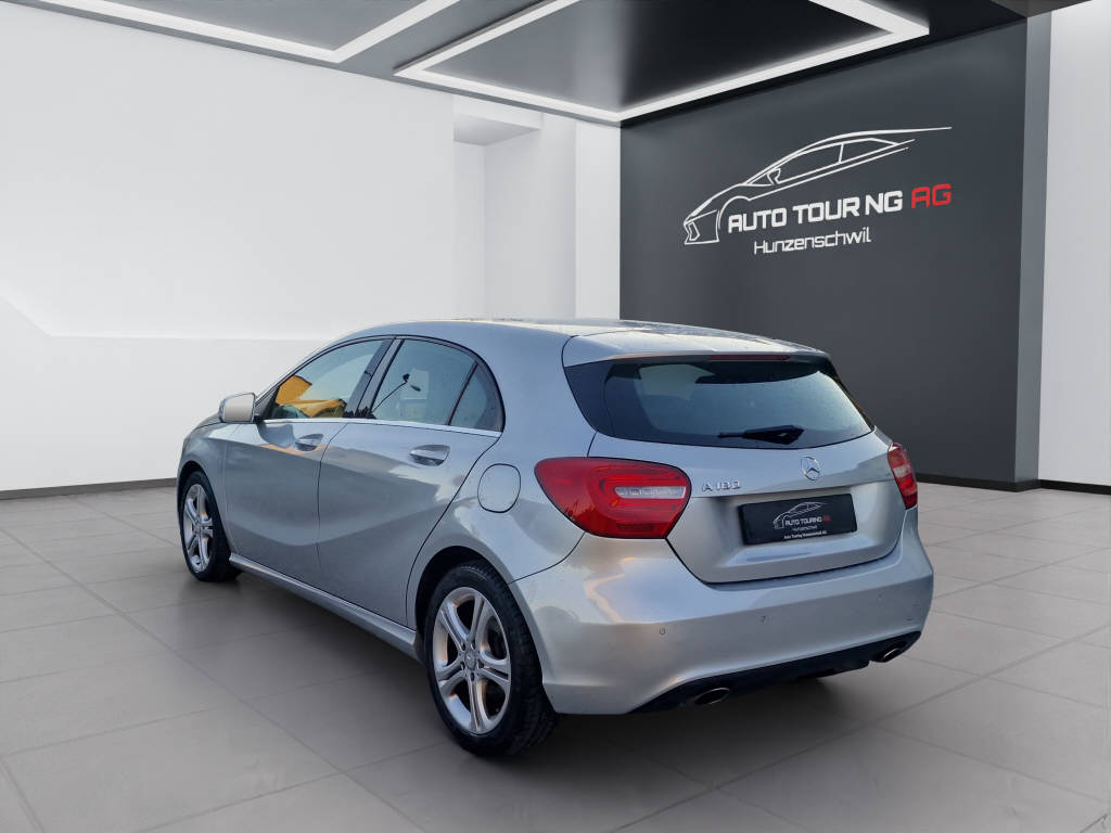 MERCEDES-BENZ A 180 Urban-image-4