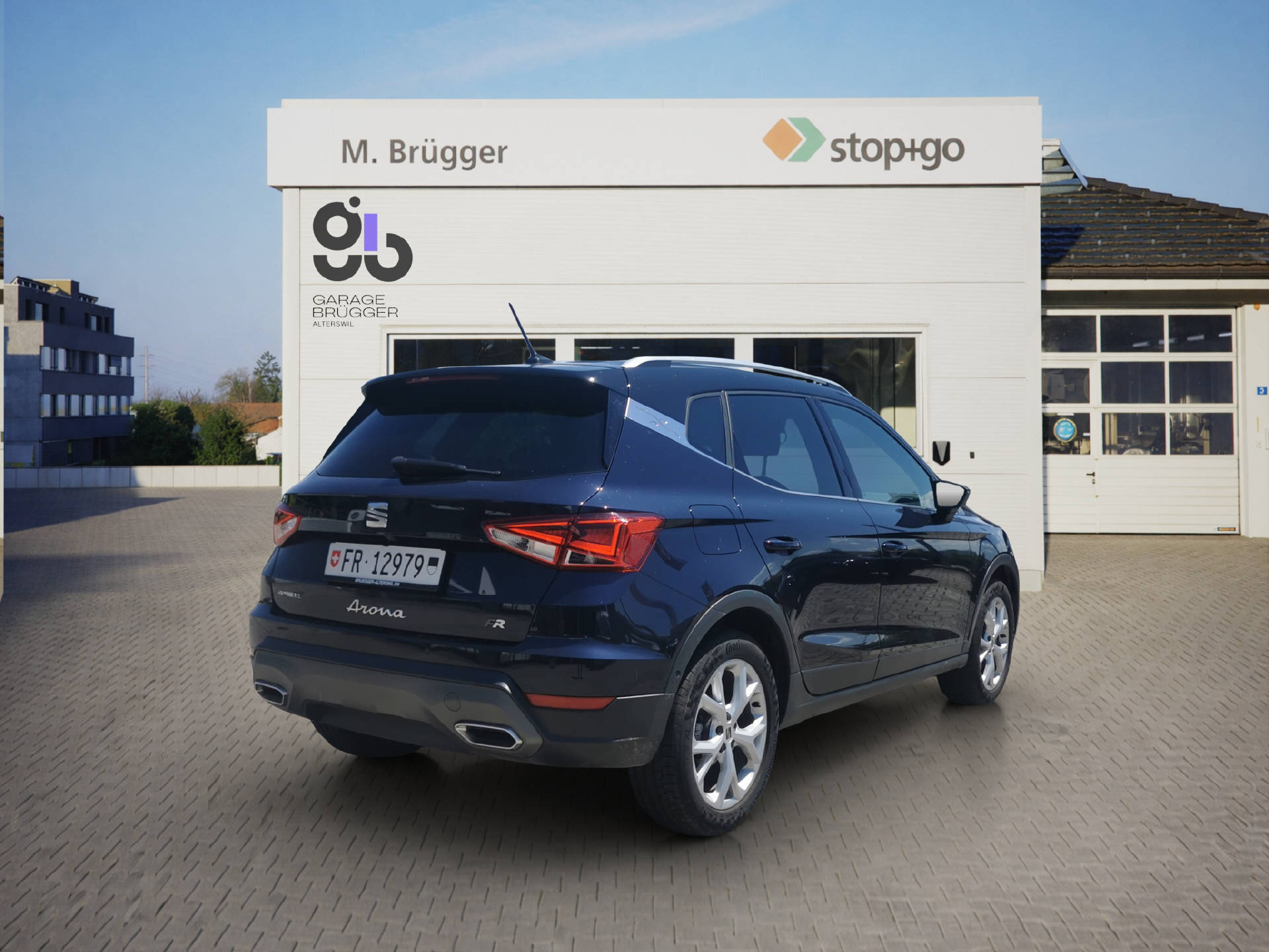 SEAT Arona 1.0 TSI 110 FR DSG-image-1
