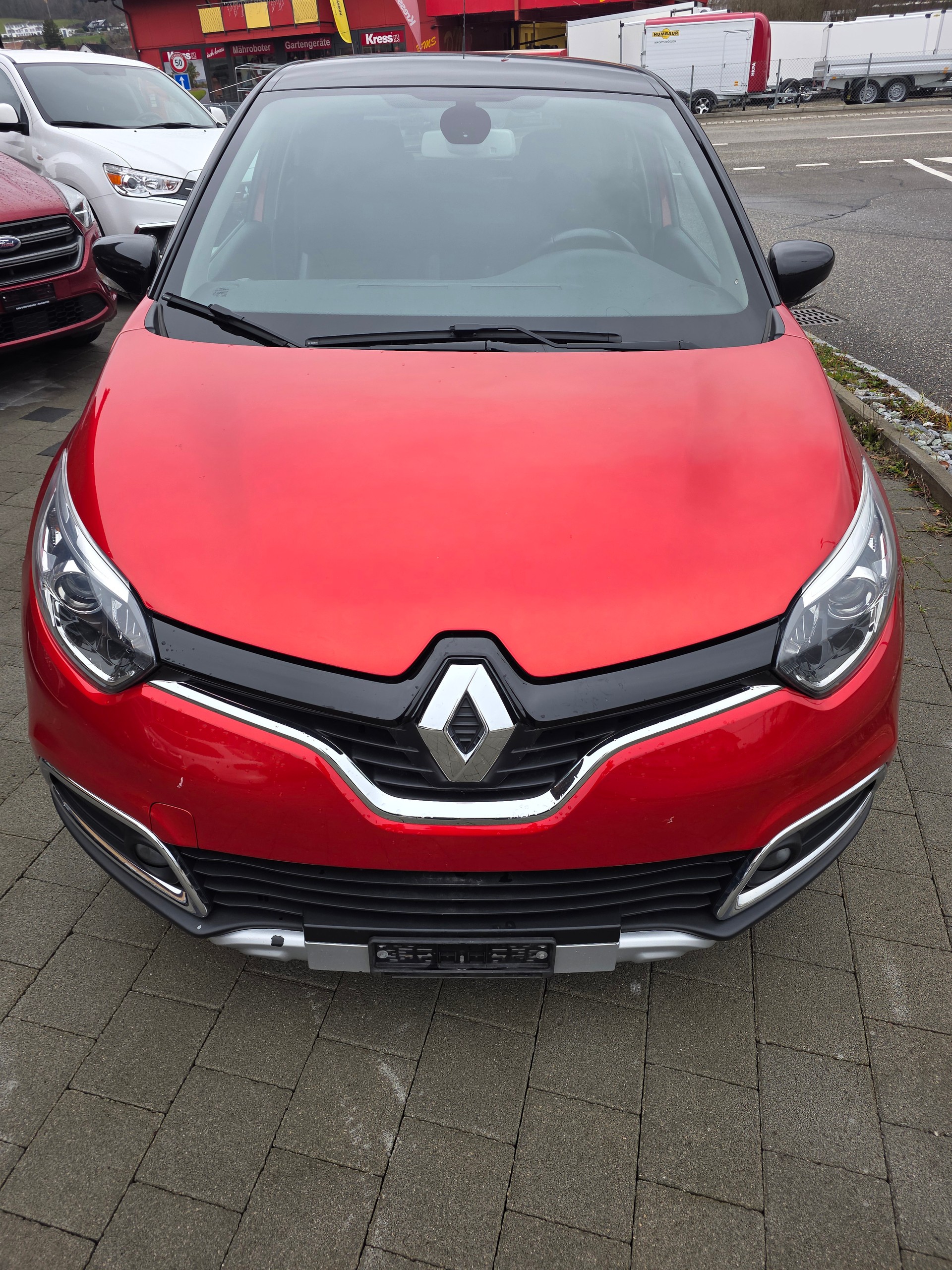 RENAULT Captur 1.2 T 16V Initiale Paris EDC Frisch ab mfk-image-13