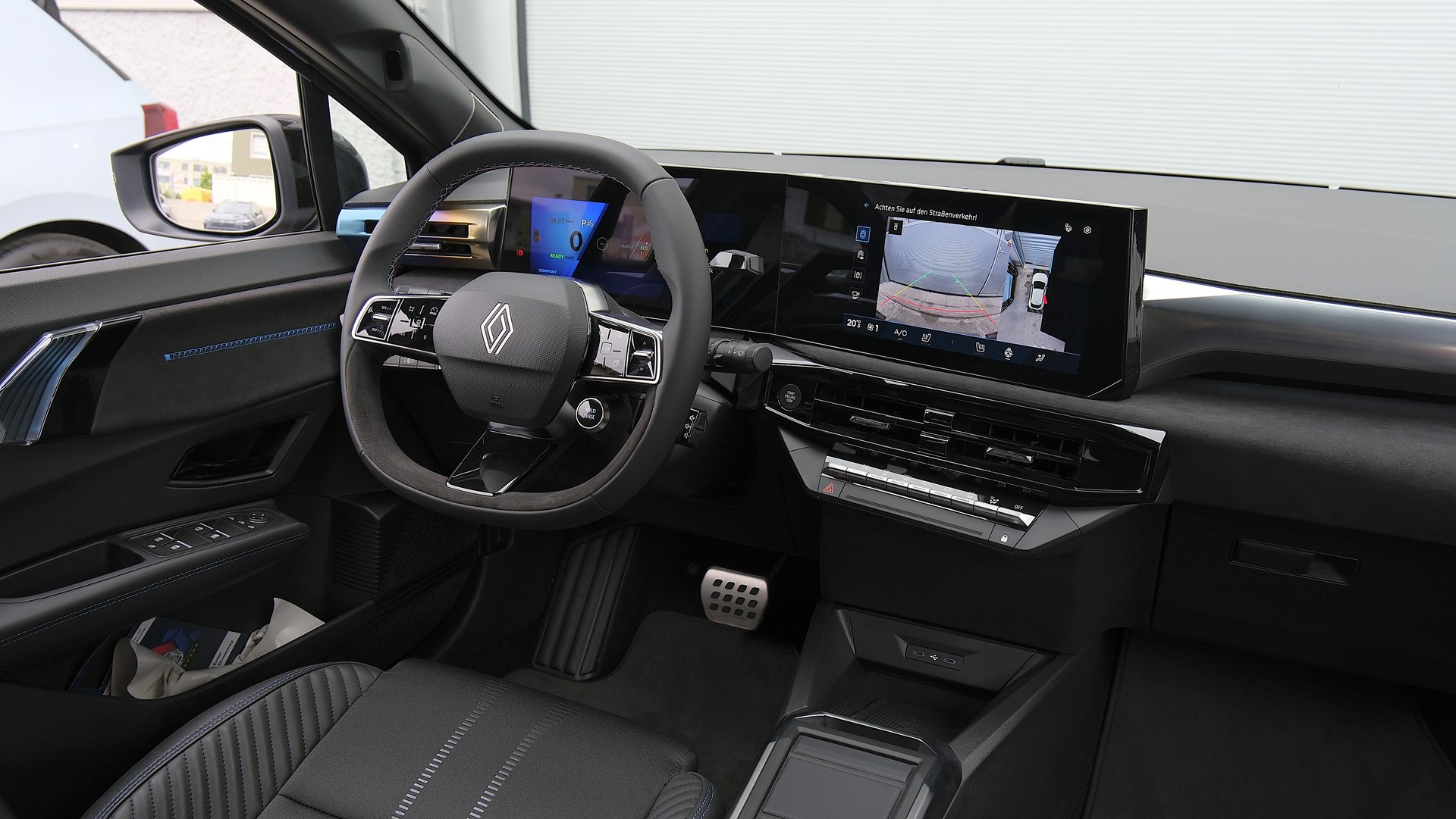 RENAULT Clio 1.8 E-Tech Esprit Alpine " Vollausstattung "-image-19