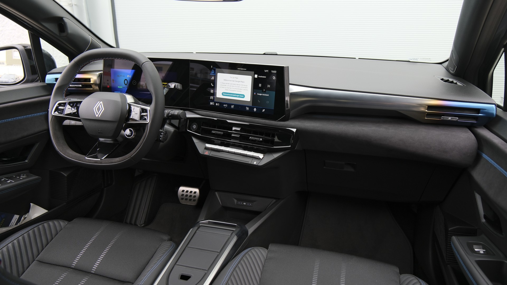 RENAULT Clio 1.8 E-Tech Esprit Alpine " Vollausstattung "-image-18