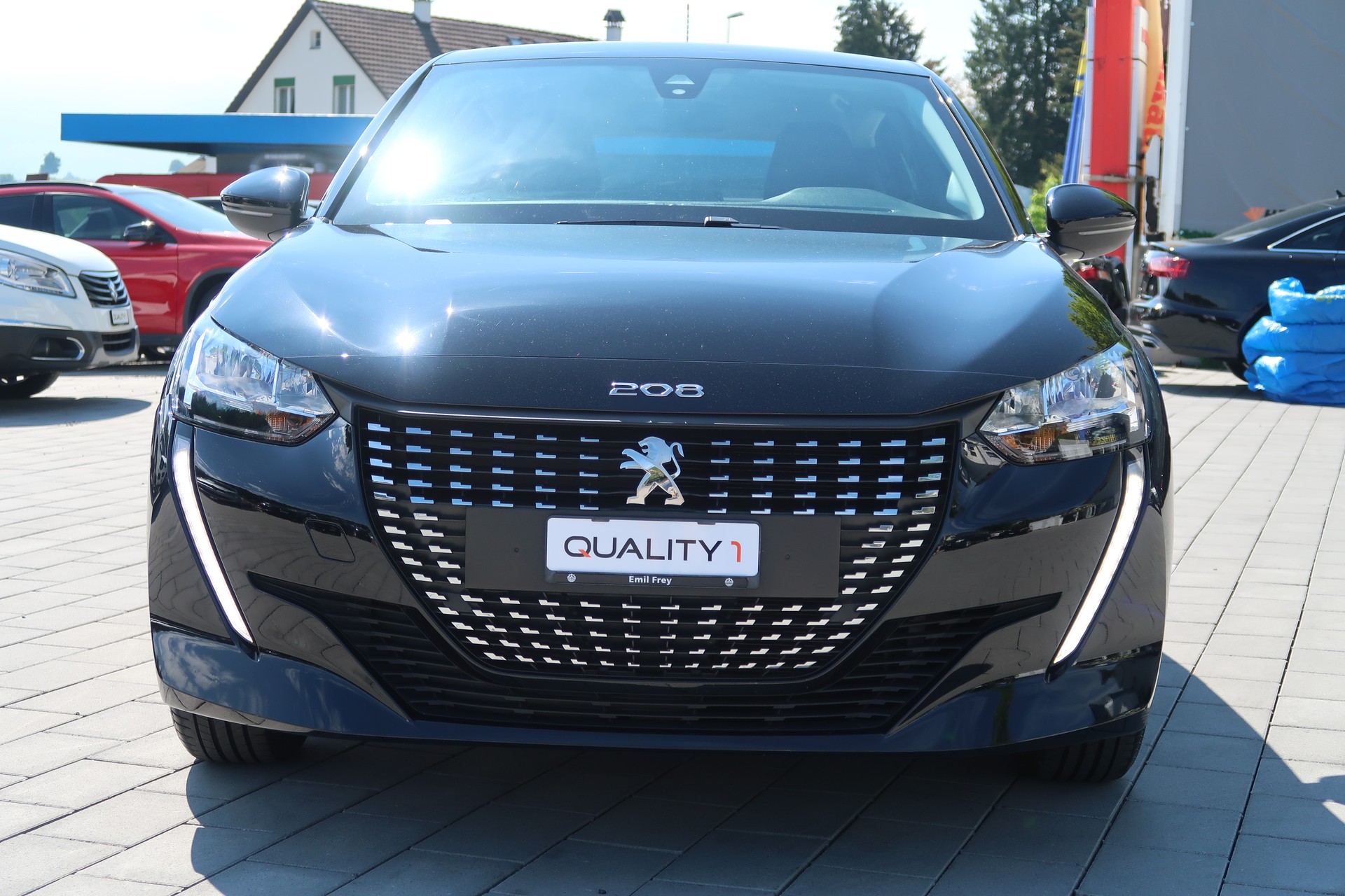 PEUGEOT 208 1.2 PureTech Active-image-1