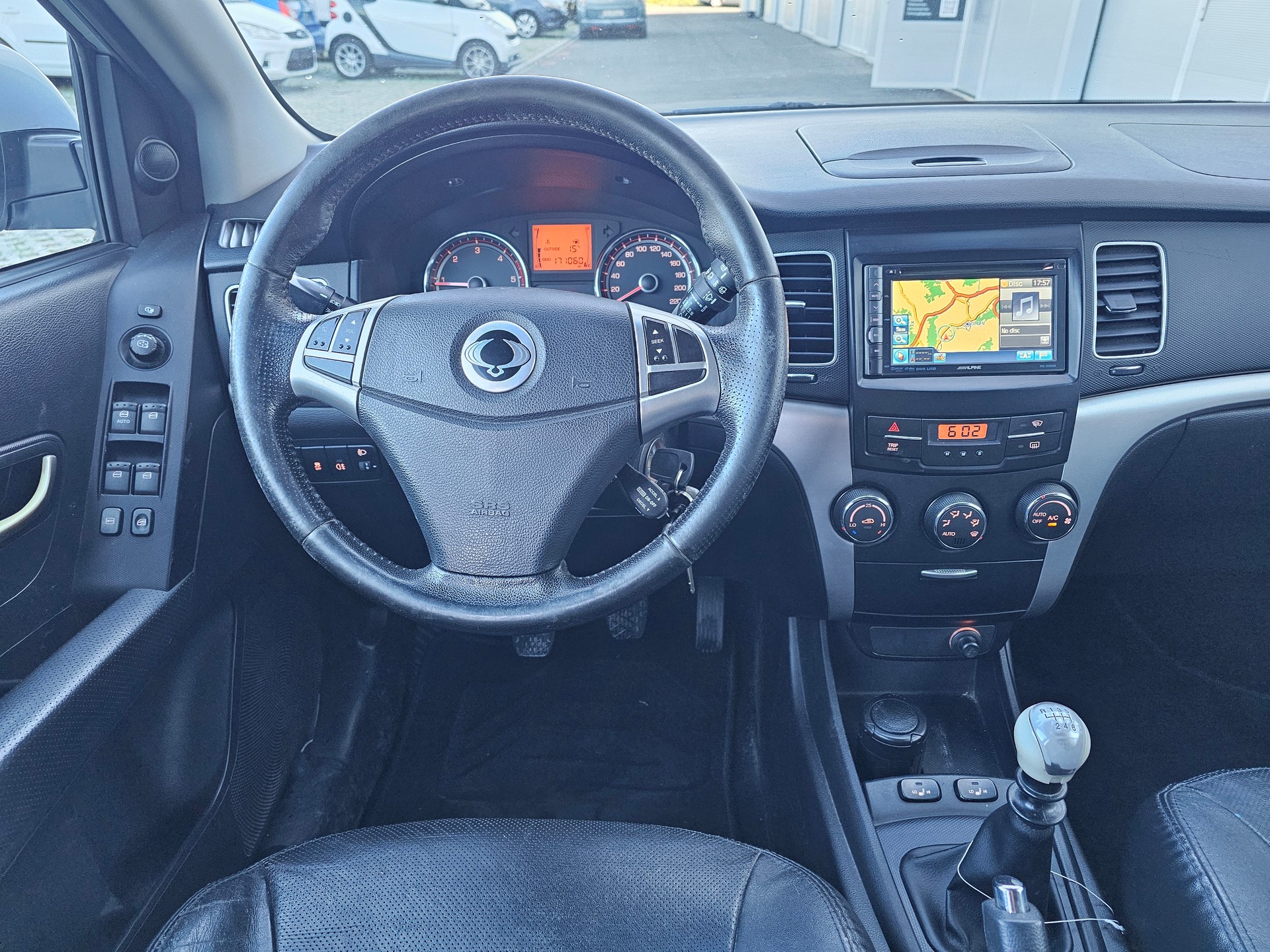 KGM-SsangYong Korando 2.0 e-XDI Sapphire 4WD-image-13