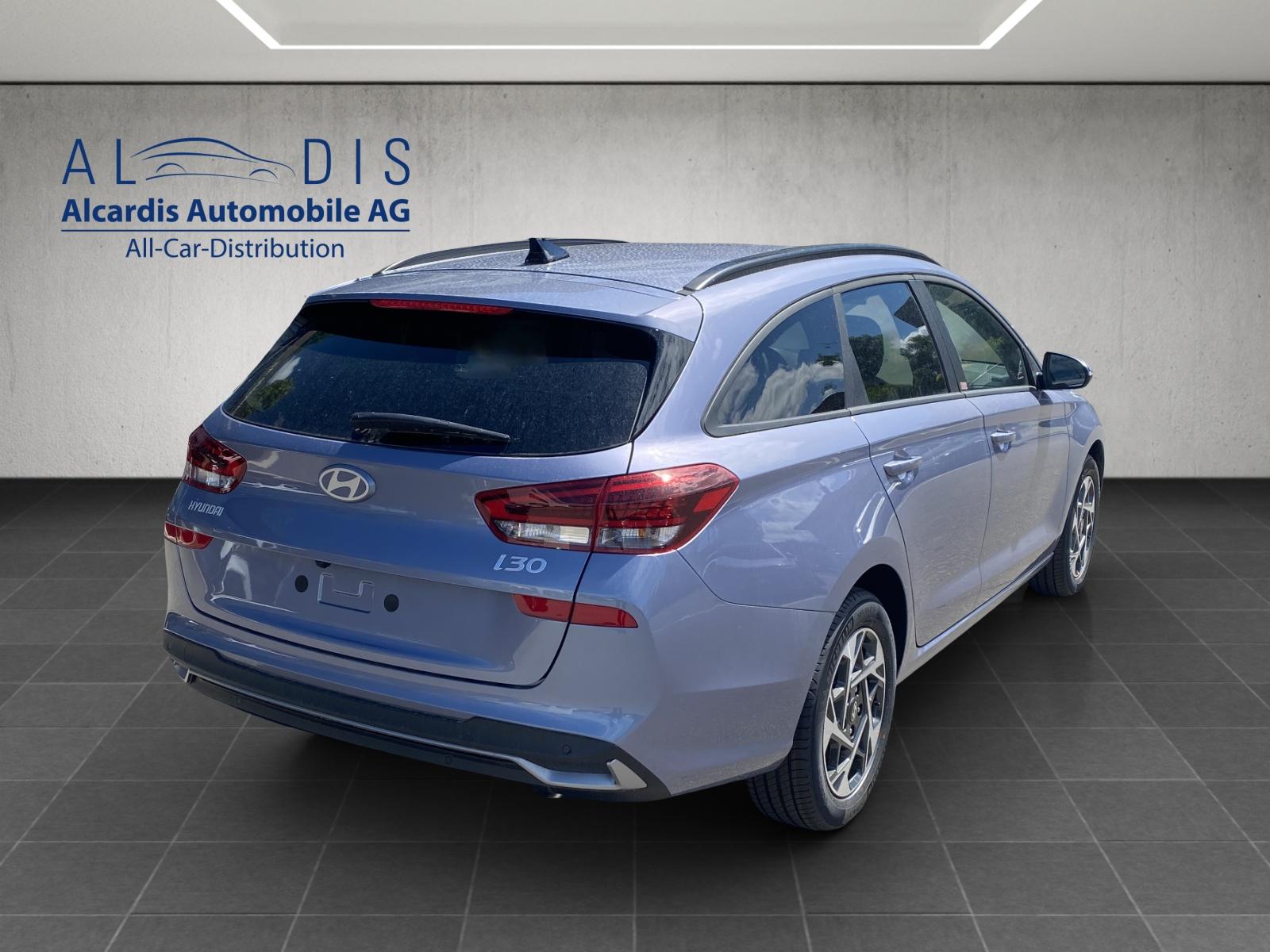 HYUNDAI i30 Wagon 1.5 T-GDi Amplia-image-3