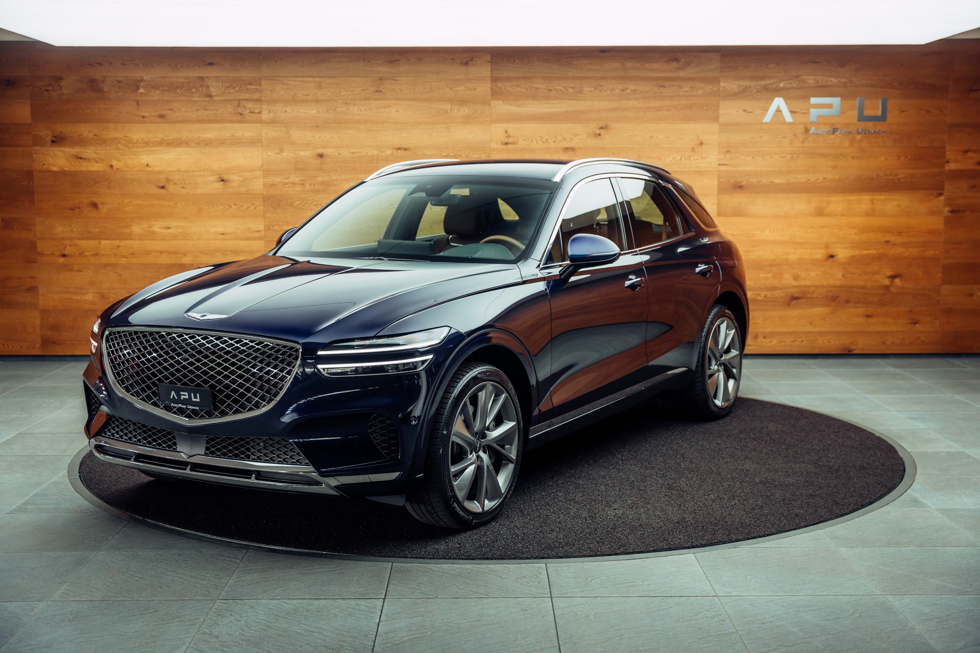 GENESIS GV70 2.2 CRDI Luxury AT8 AWD-image-3