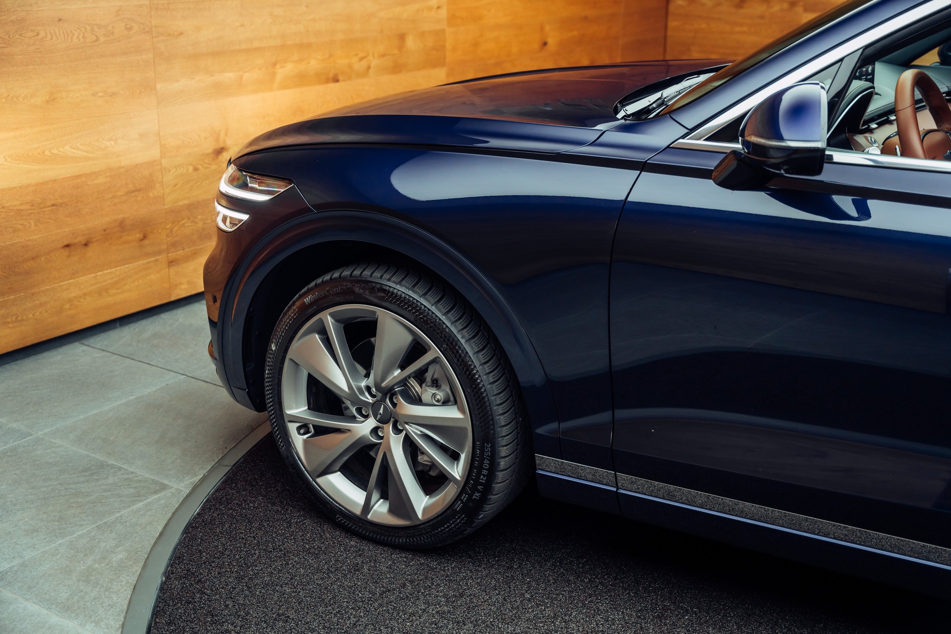 GENESIS GV70 2.2 CRDI Luxury AT8 AWD-image-21