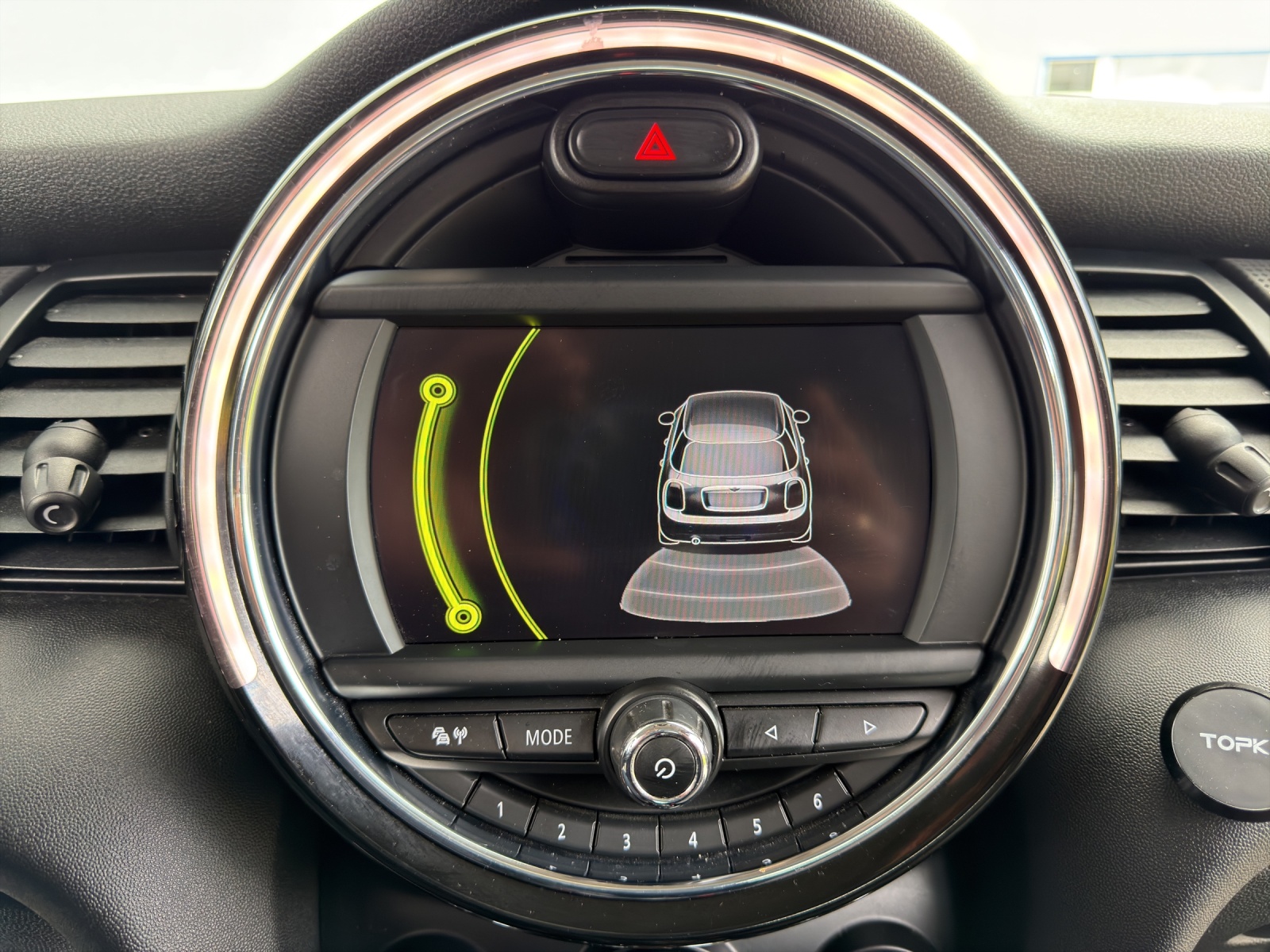 MINI Cooper Steptronic-image-14