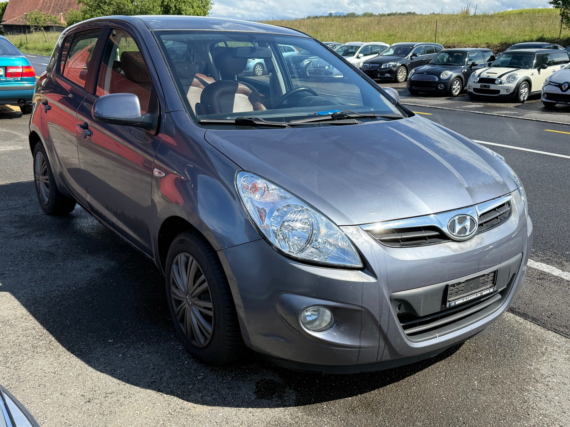 HYUNDAI i20 1.6 Premium-image-1