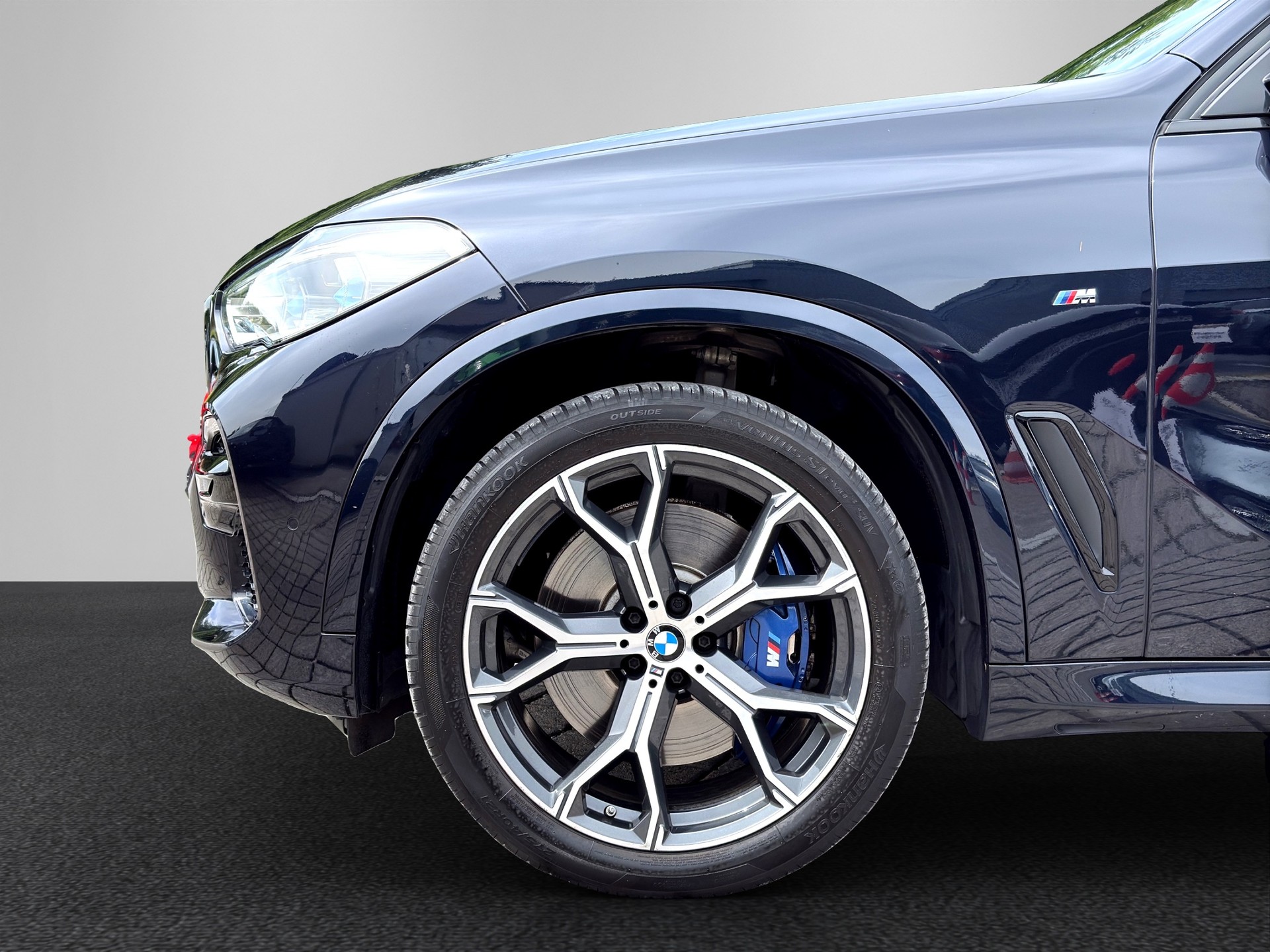 BMW X5 xDrive 48V 40d M Sport Steptronic-image-8