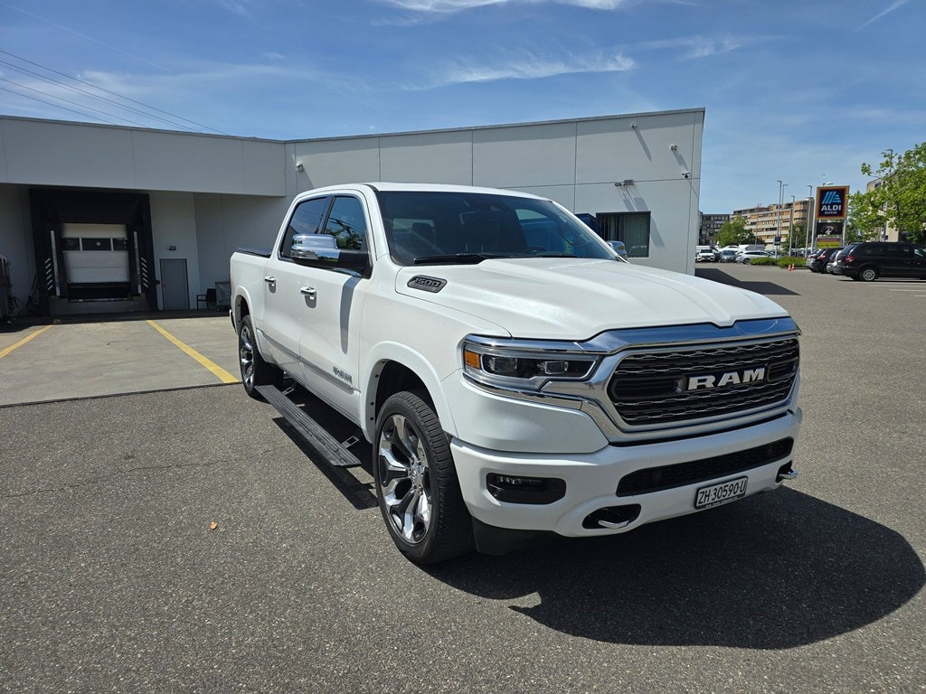 DODGE Ram 1500 Crew Kab. Pick-up 5.7 HEMI MDS VVT Limited-image-11