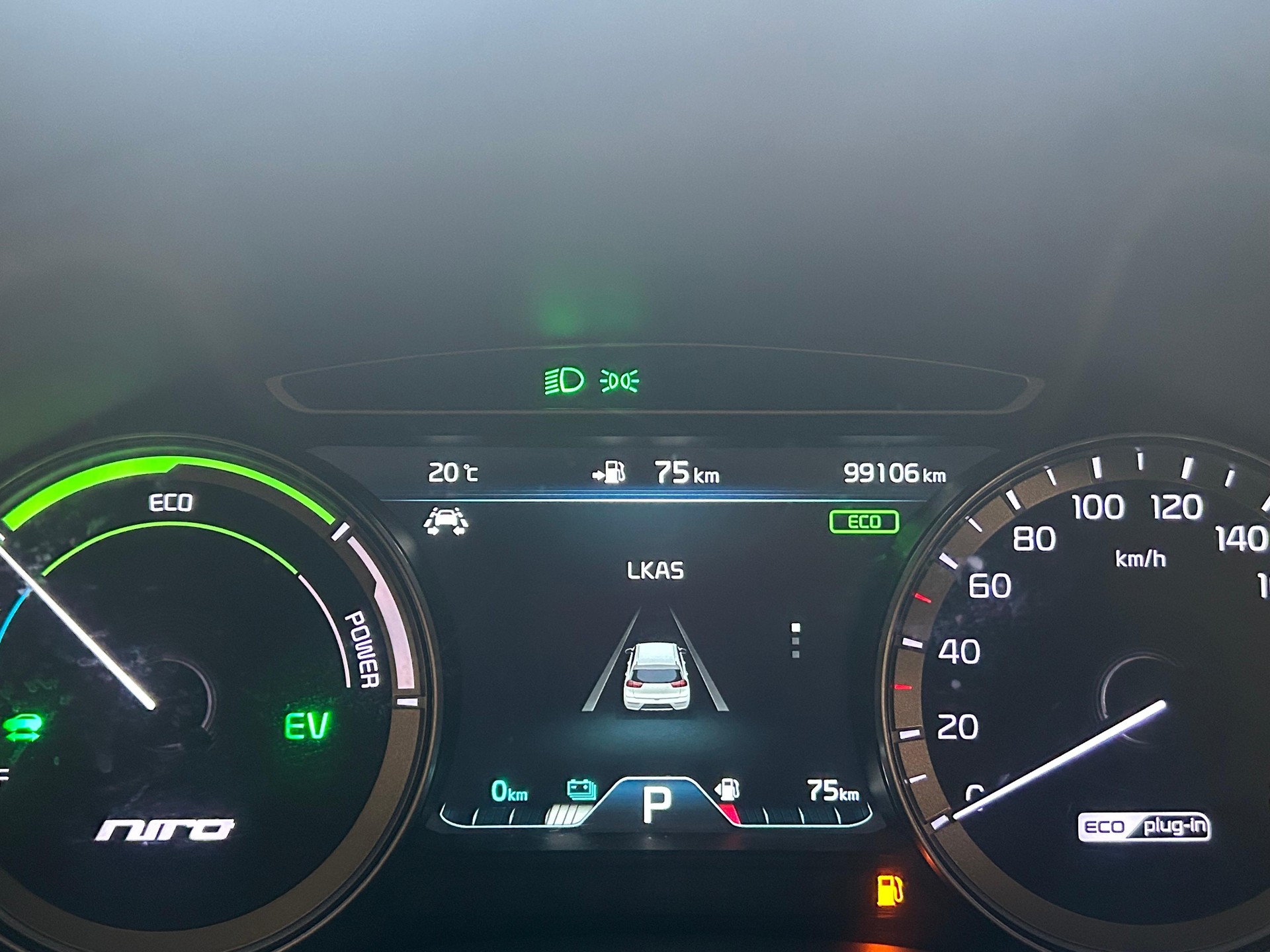 KIA Niro 1.6 GDi Plug-in Hybrid-image-10