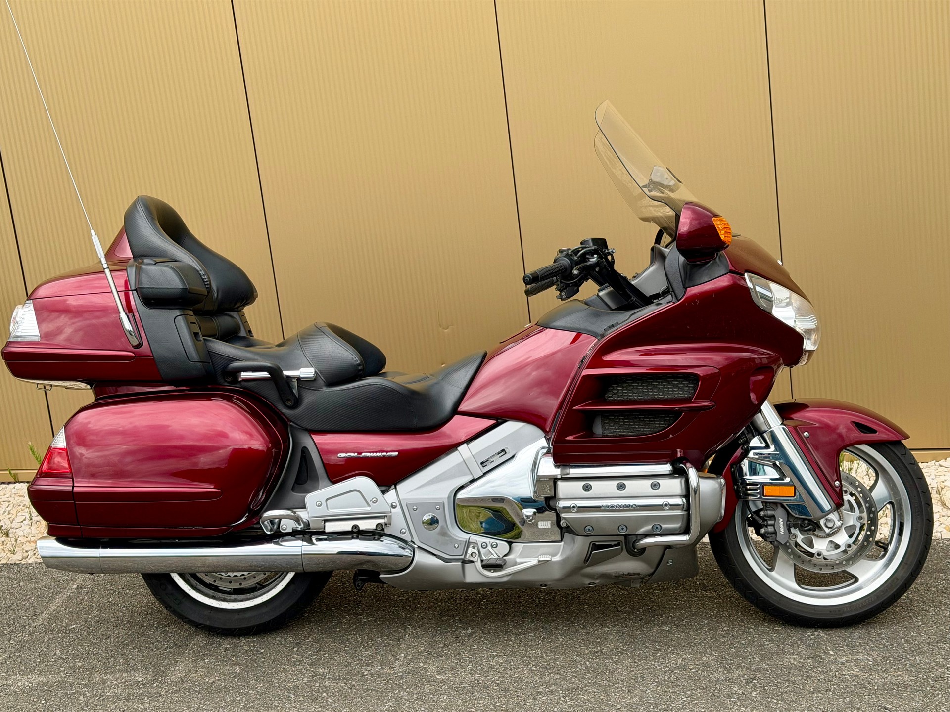 HONDA GL 1800 A Goldwing Luxury Edition-showroom-element-3