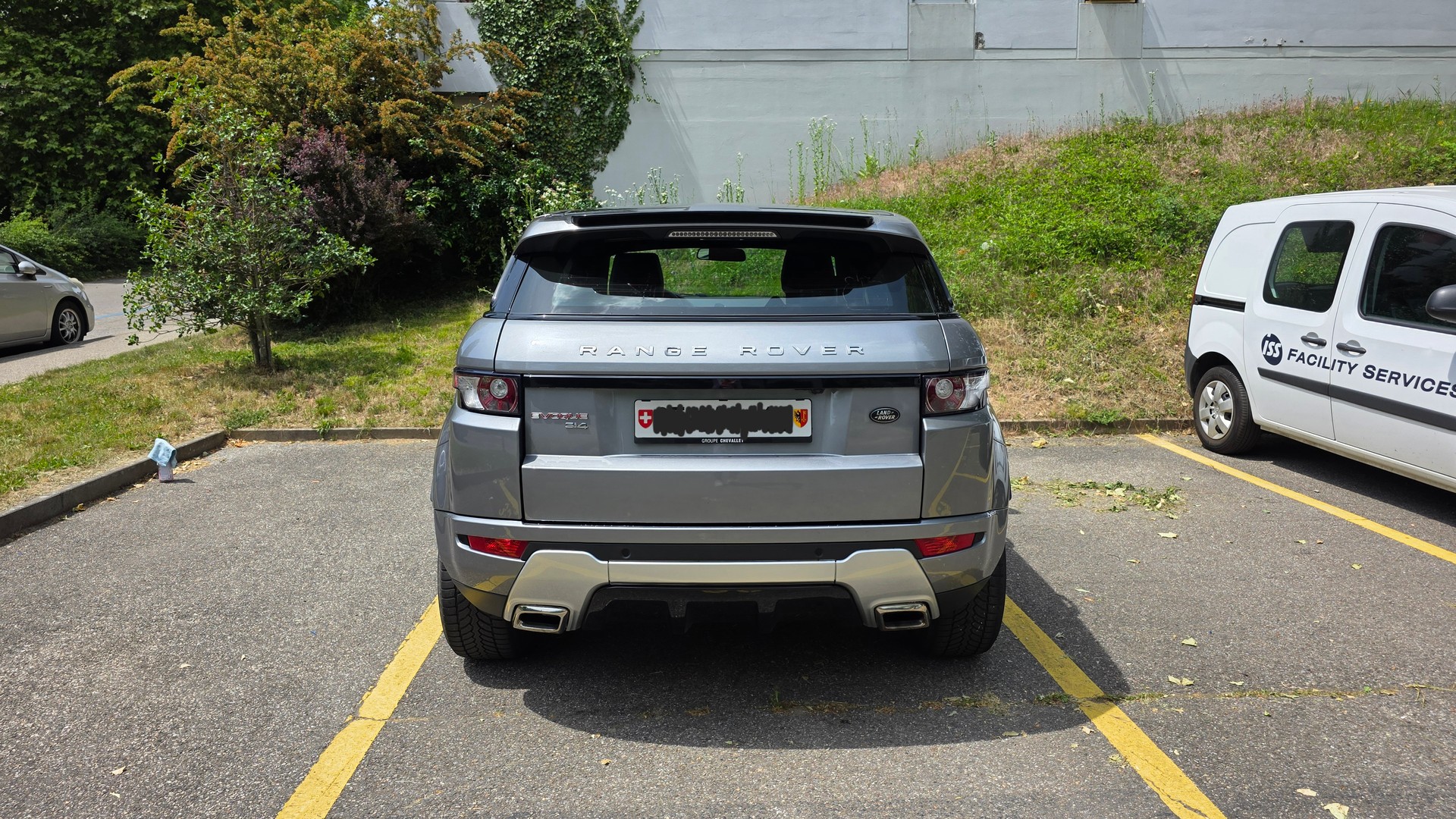LAND ROVER 2.0 Si4 Dynamic-image-5