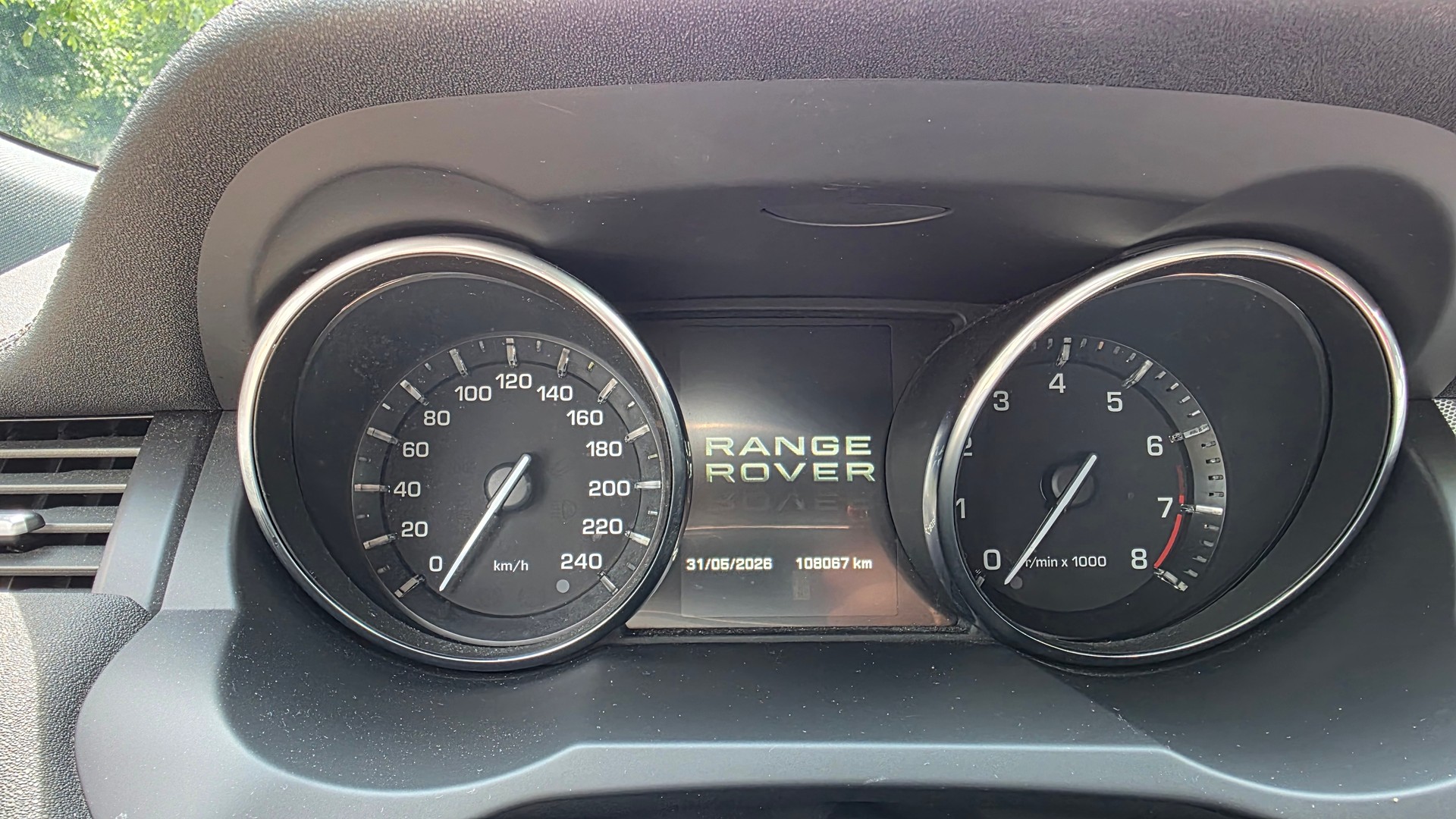 LAND ROVER 2.0 Si4 Dynamic-image-9