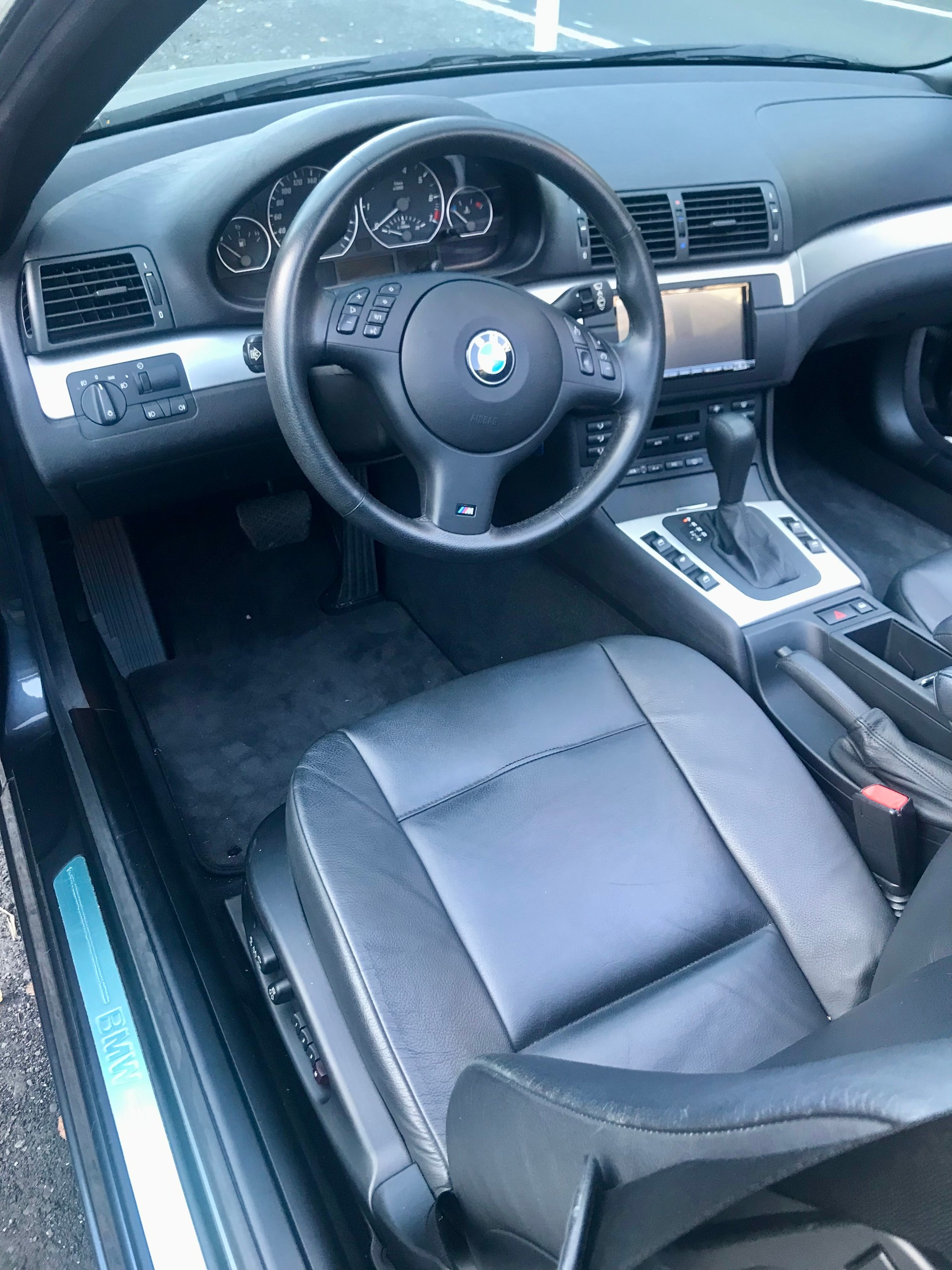 BMW 330Ci-image-4