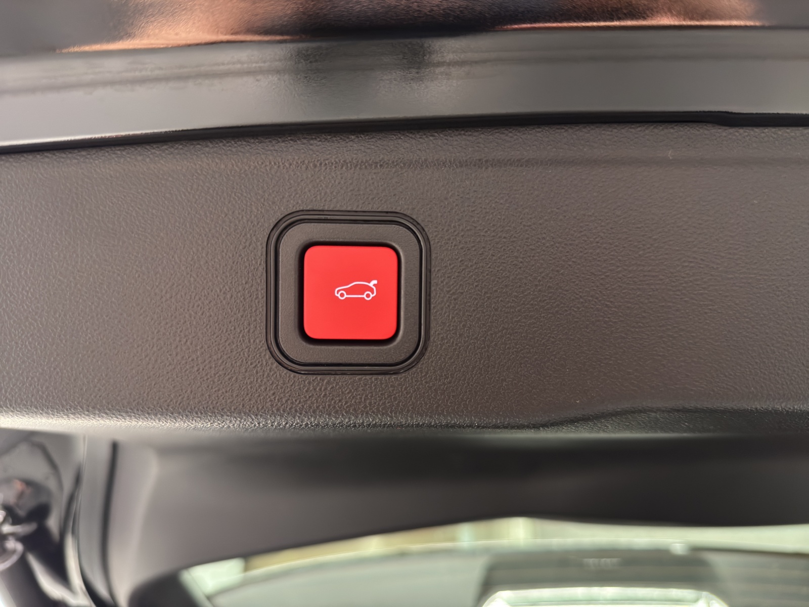 JEEP Avenger 1.2 MHEV Black Edition & Sky-image-11