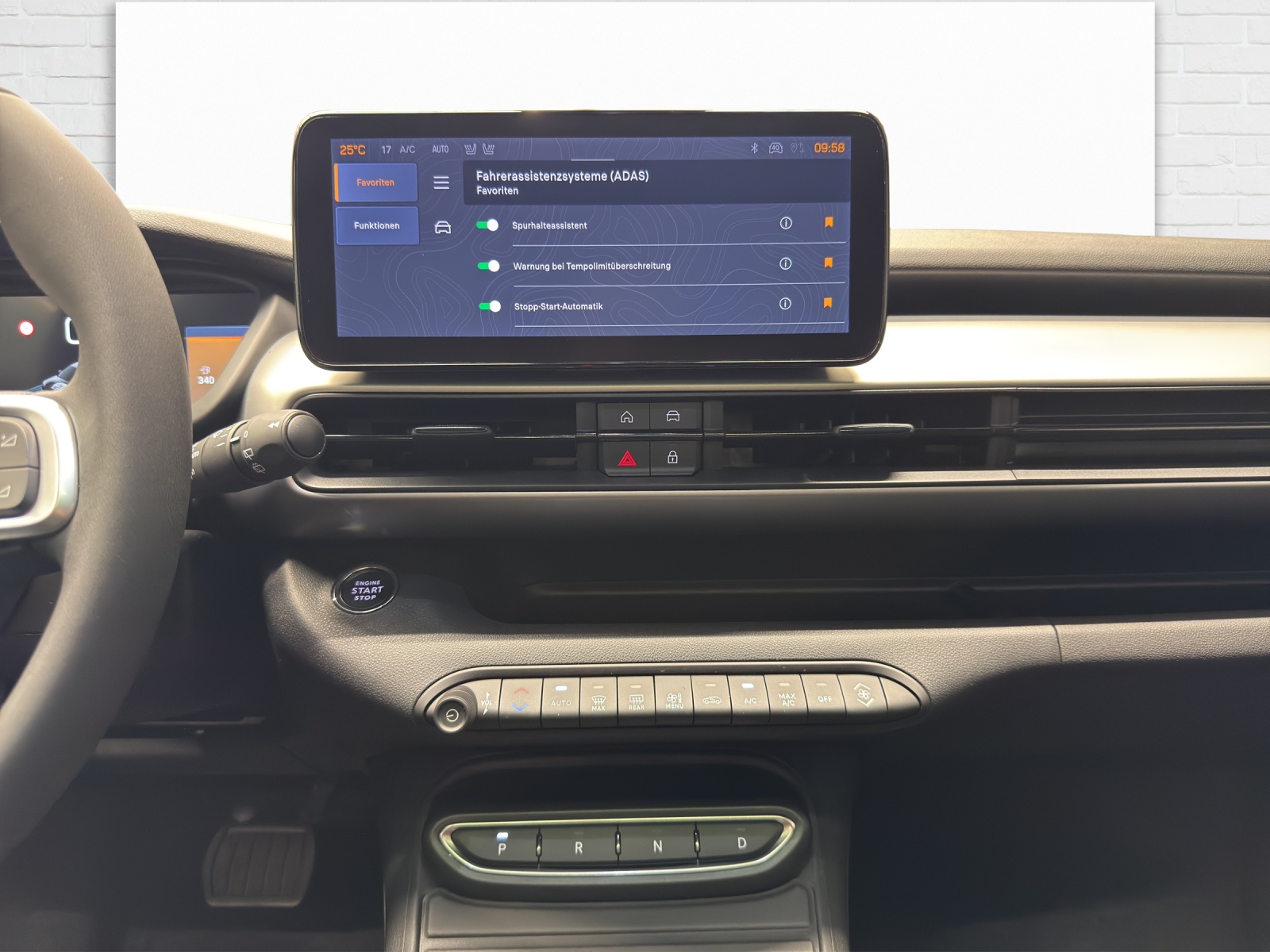 JEEP Avenger 1.2 MHEV Black Edition & Sky-image-8