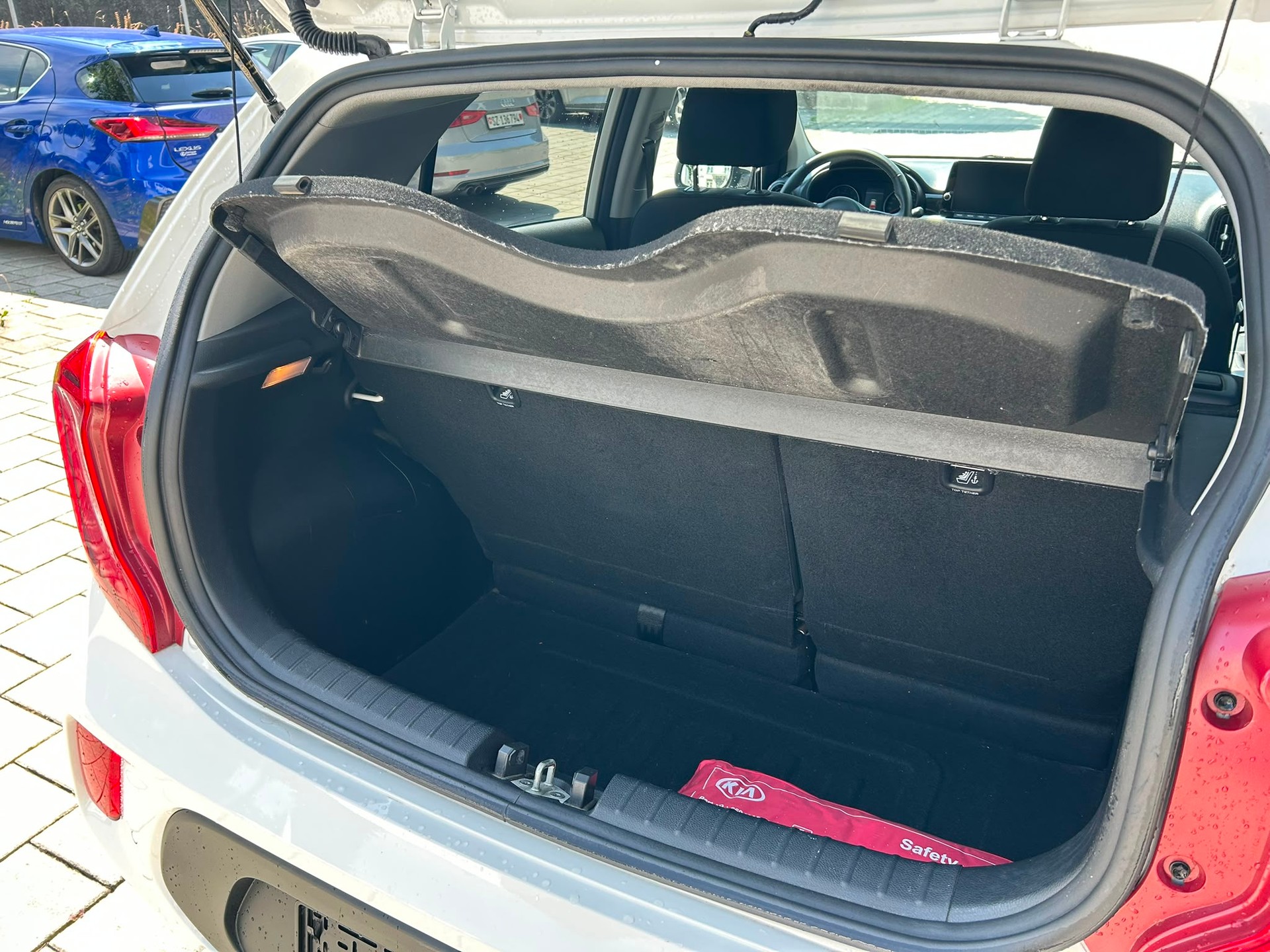 KIA Picanto 1.0 CVVT First Edition AMT-image-10