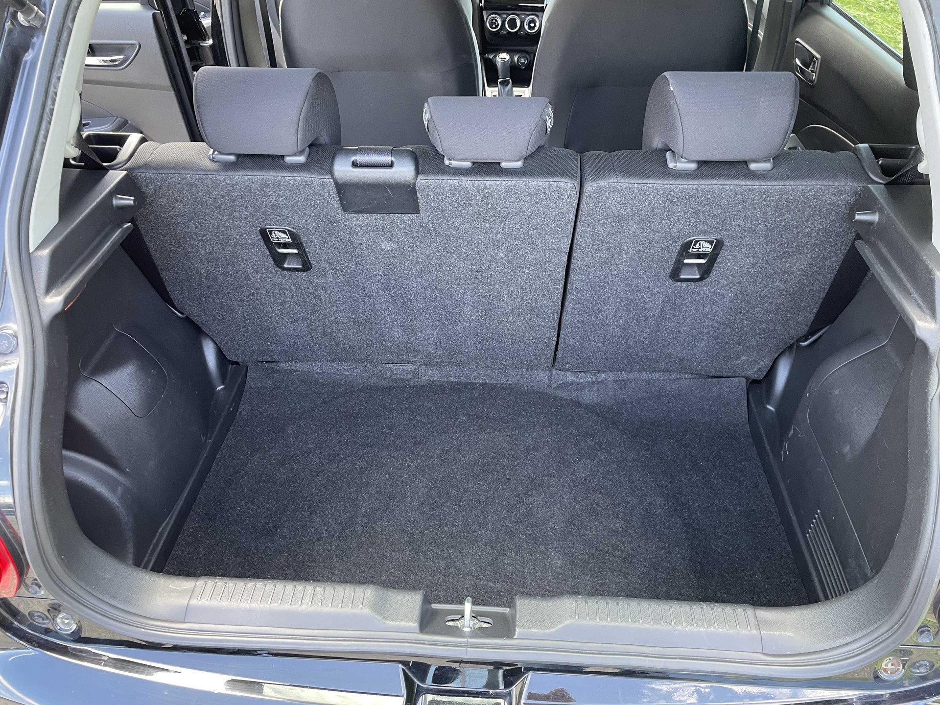 SUZUKI Swift 1.2 Compact Top Hybrid 4x4-image-13