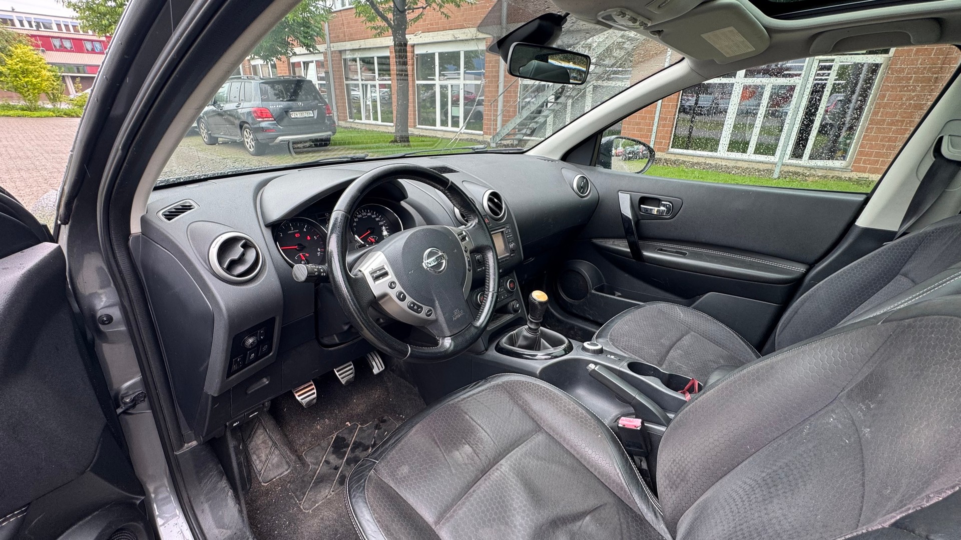 NISSAN Qashqai 1.6 dCi iStop 4WD tekna-image-5
