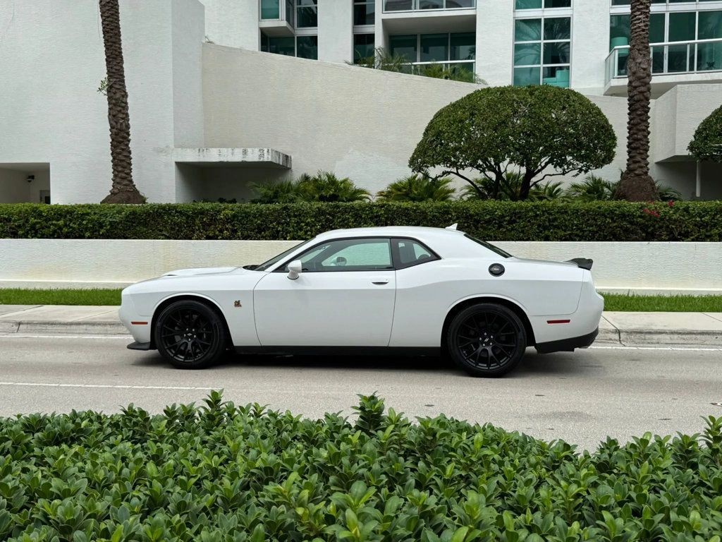DODGE 6.4 V8 HEMI SRT Scat Pack-image-2
