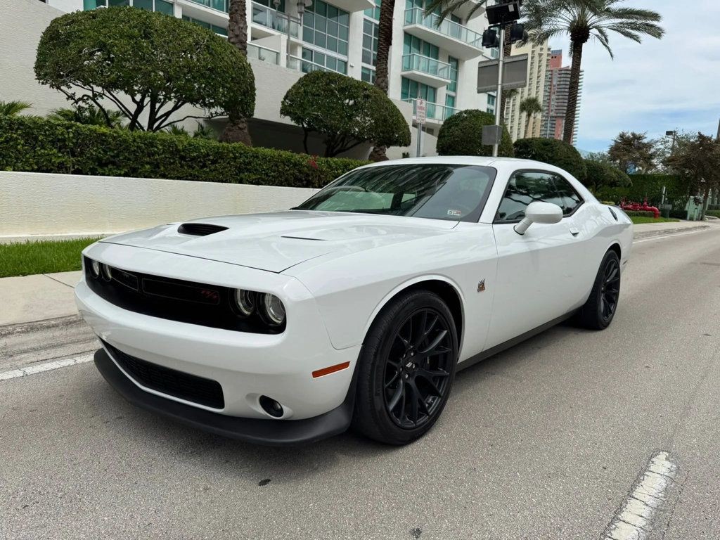 DODGE 6.4 V8 HEMI SRT Scat Pack-image-1