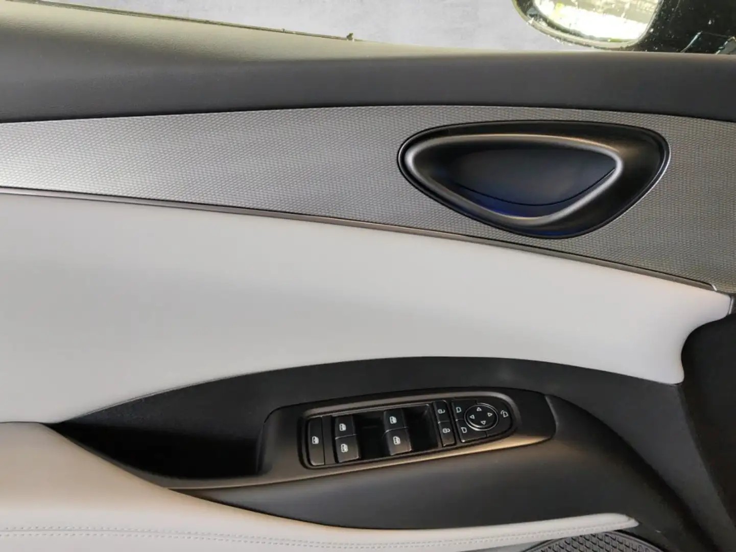 BYD Seal 6 DM-i "Comfort"-image-16