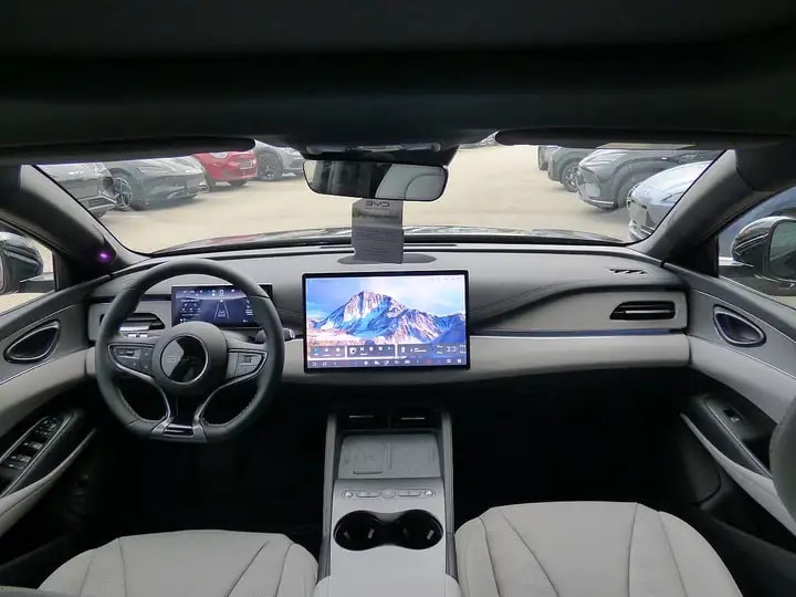 BYD Seal 6 DM-i "Comfort"-image-3