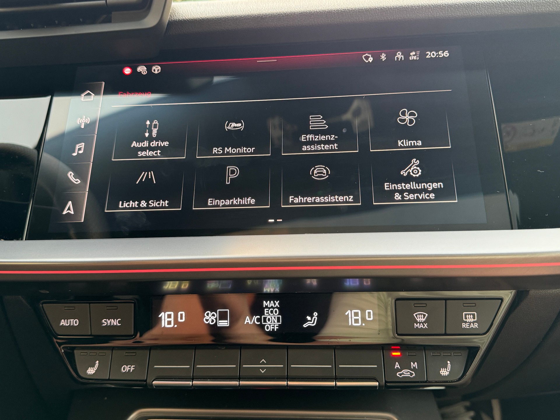 AUDI RS3 SPORTBACK 2.5 TSI QUATTRO S-TRONIC*HJS DOWNPIPES*5 JAHRE/1'00000 KM HERSTELLERGARANTIE*-image-24