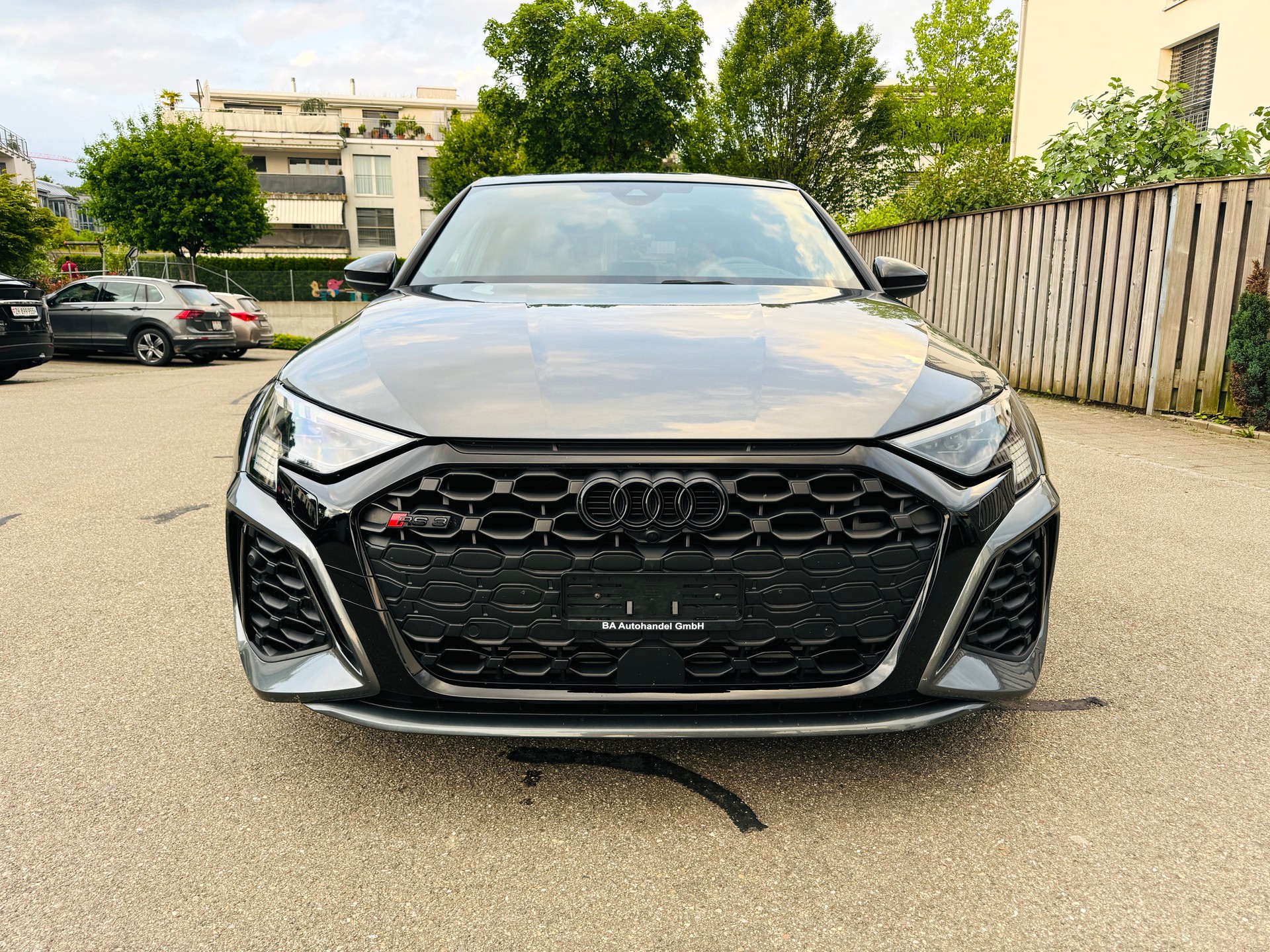 AUDI RS3 SPORTBACK 2.5 TSI QUATTRO S-TRONIC*HJS DOWNPIPES*5 JAHRE/1'00000 KM HERSTELLERGARANTIE*-showroom-element-1