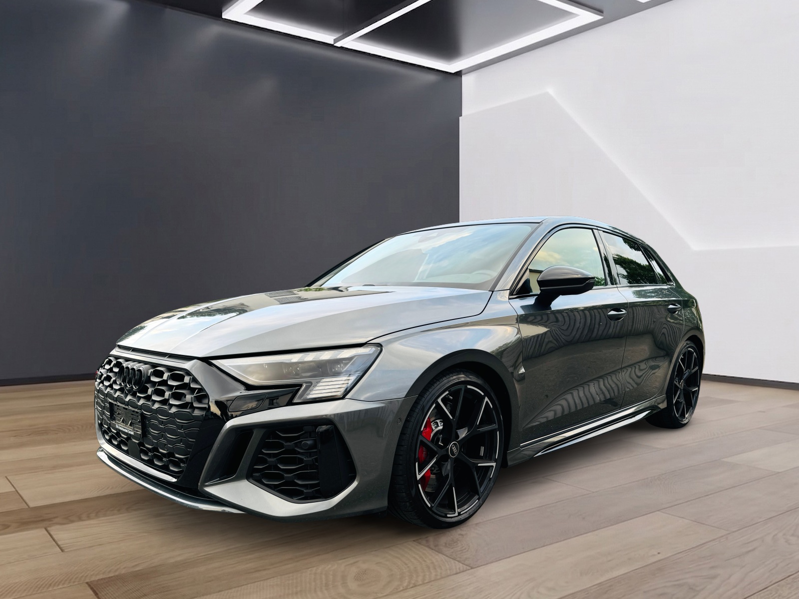 AUDI RS3 SPORTBACK 2.5 TSI QUATTRO S-TRONIC*HJS DOWNPIPES*5 JAHRE/1'00000 KM HERSTELLERGARANTIE*-showroom-element-2