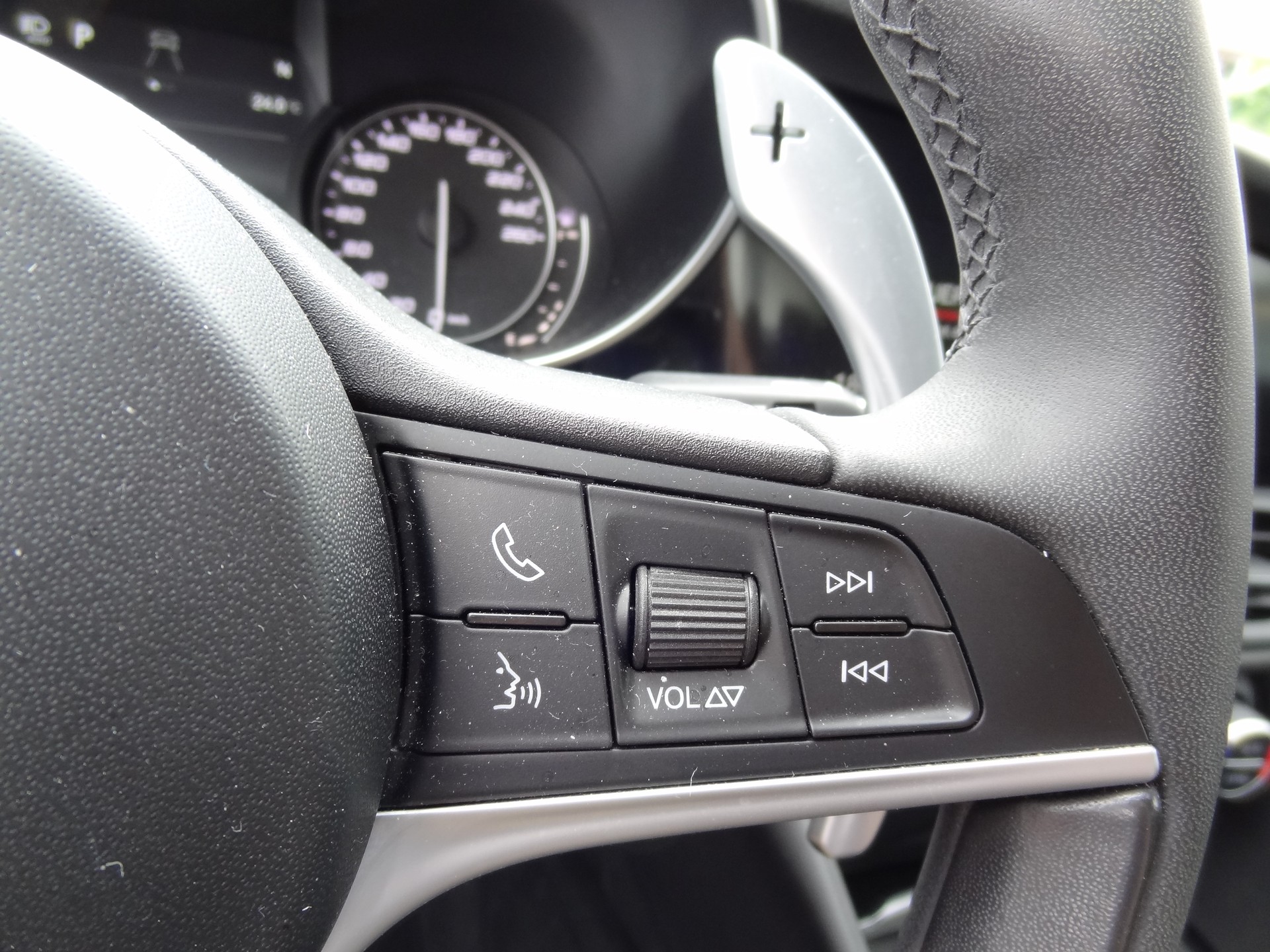 ALFA ROMEO Giulia 2.0 Super Automatic-image-13