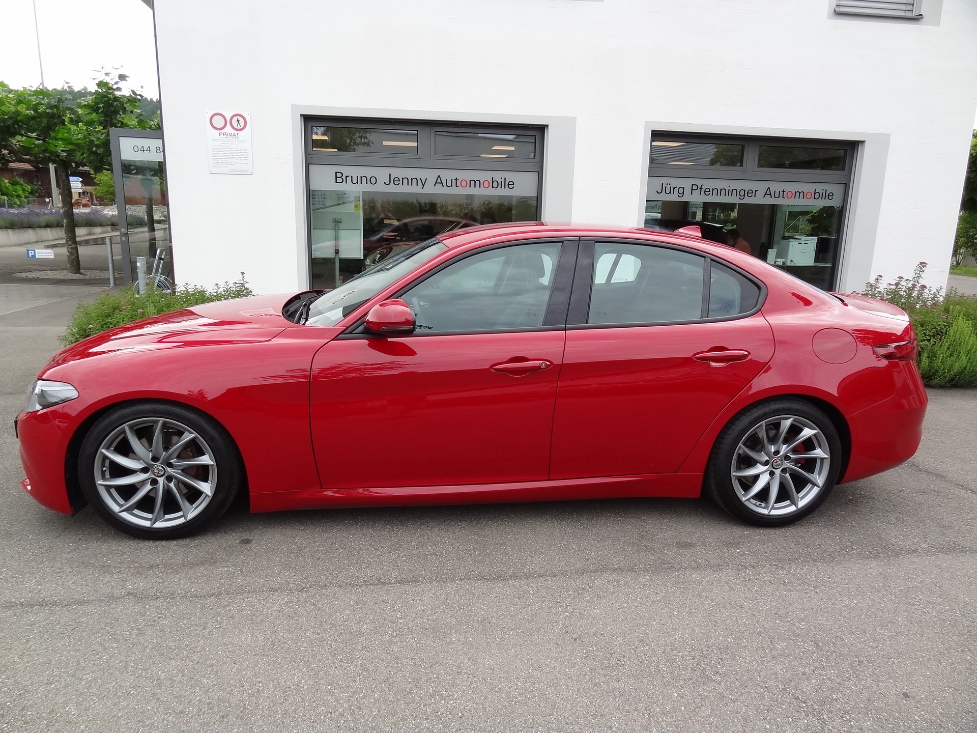 ALFA ROMEO Giulia 2.0 Super Automatic-image-1